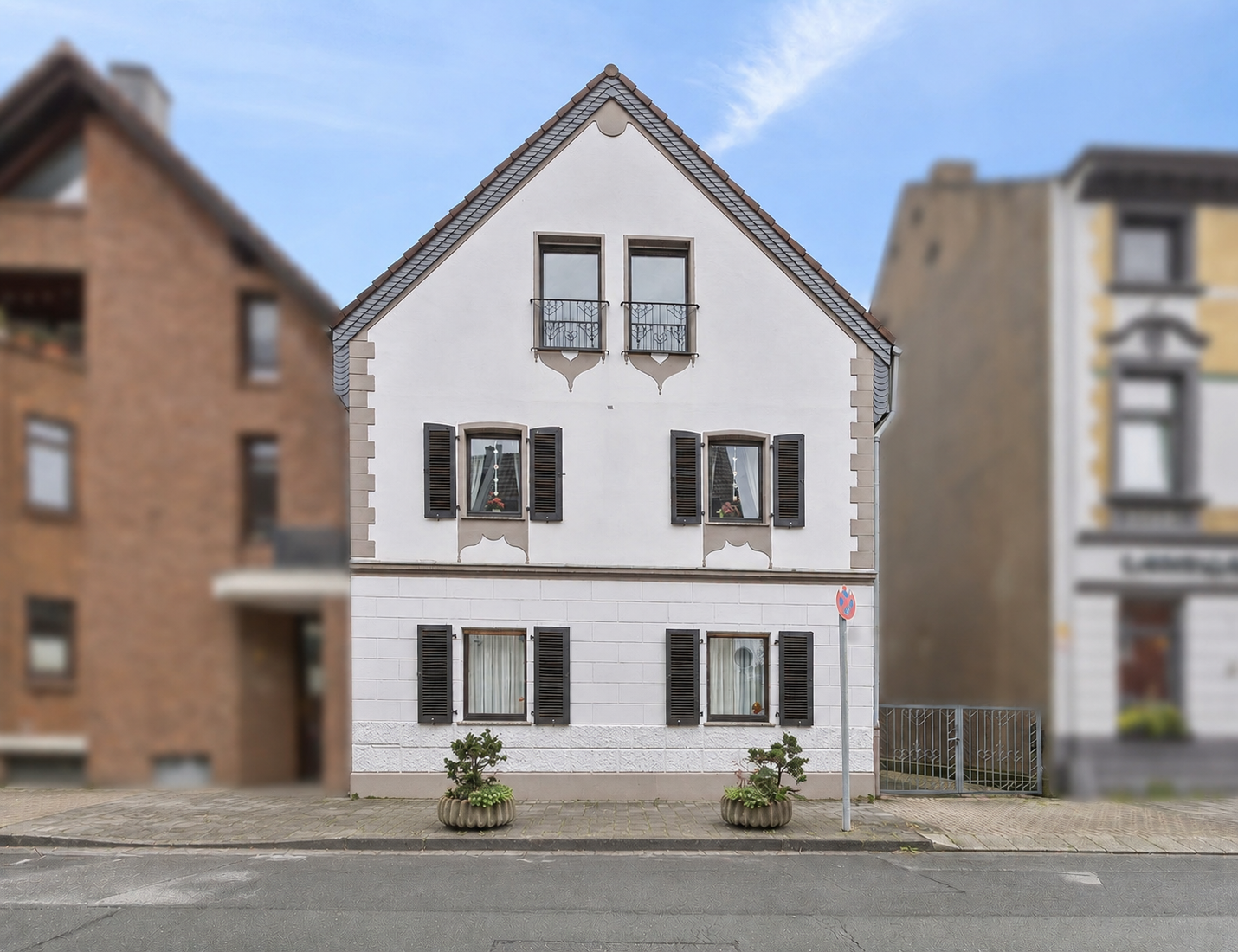 Large family home in idyllic Himmelgeist