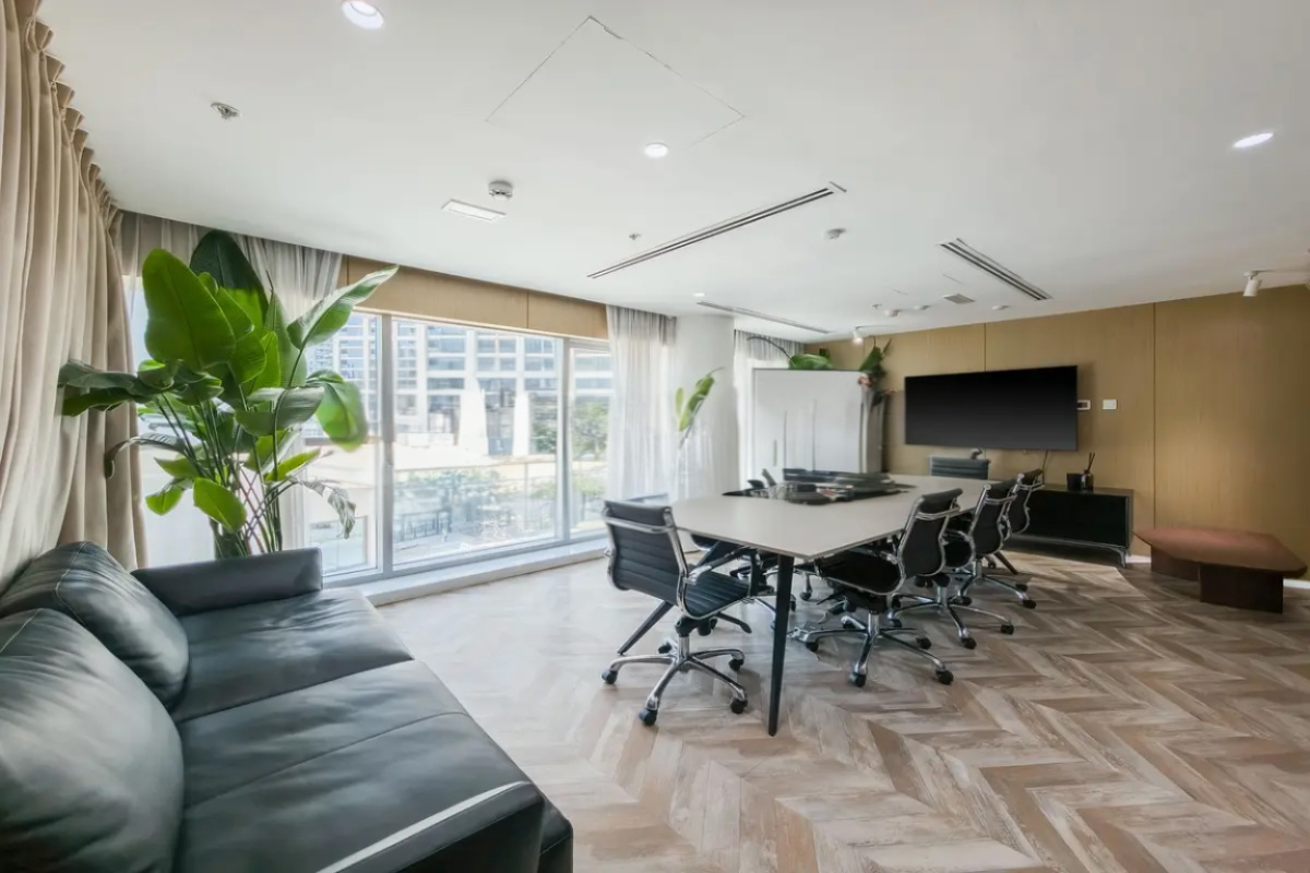 Stunning Office| Good Layout | Renovated | ROI