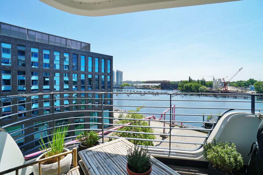 The White - Exklusive Stadtwohnung an der Spree!