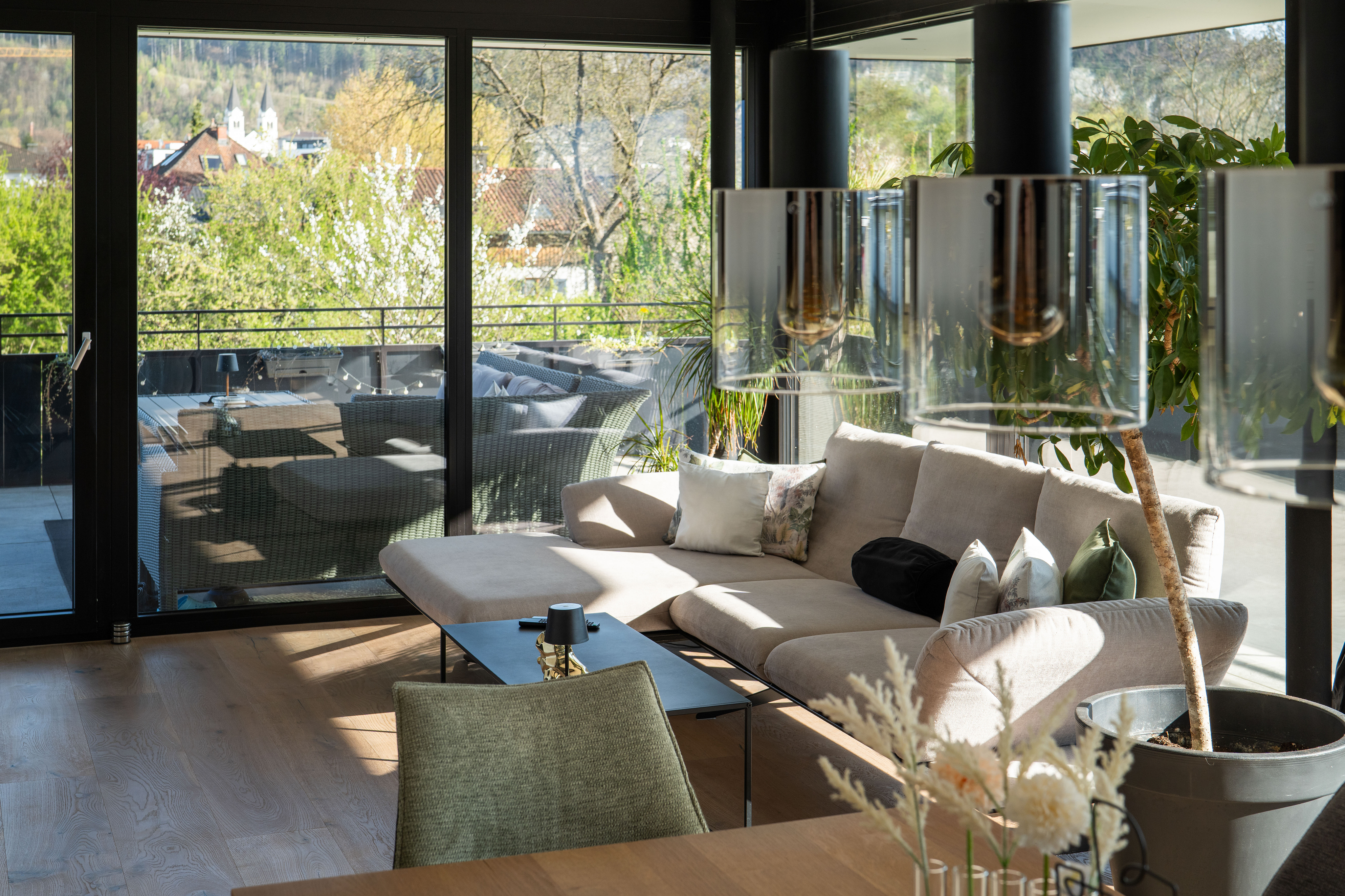 Exklusives Design‑Penthouse mit Bergblick!