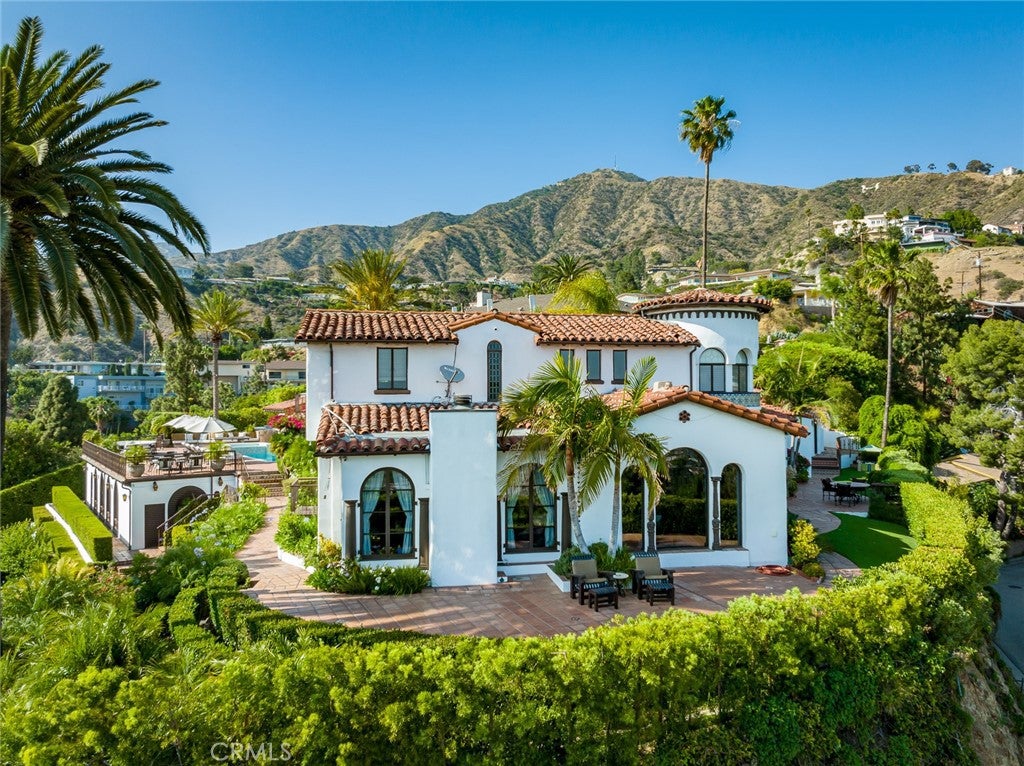 Lorelei: a landmark 1929 Spanish Revival estate