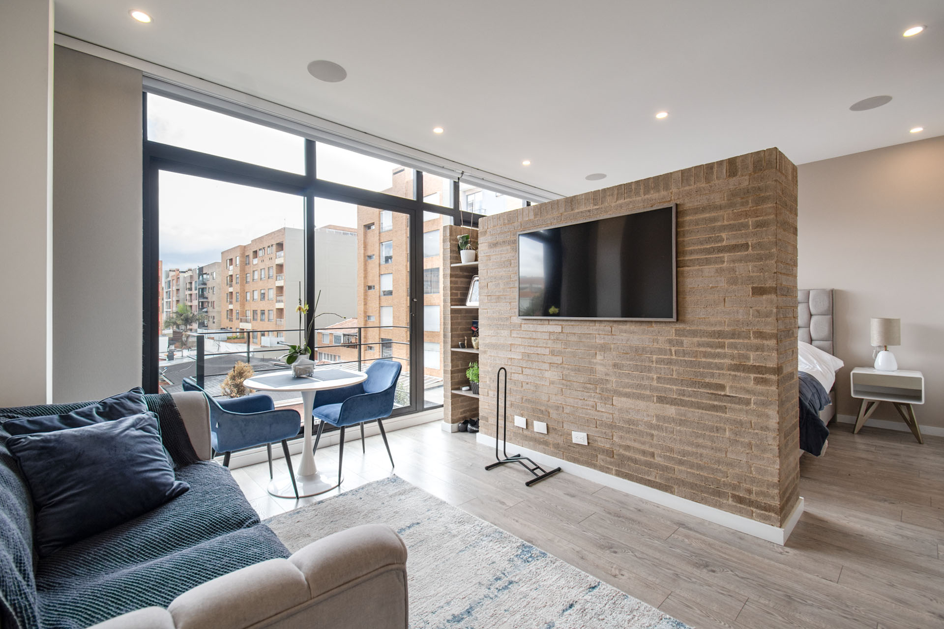 Moderno apartamento con balcones para venta en Santa Bárbara