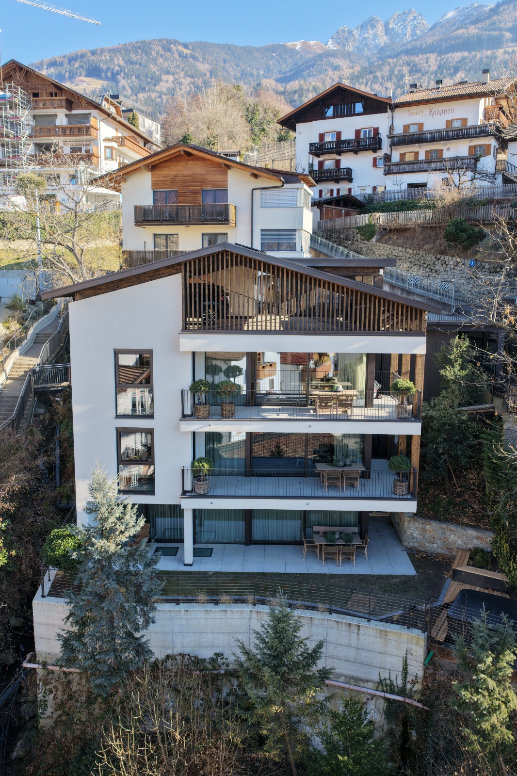 Vollmöblierte Neubau-Terrassenwohnung mit Panoramablick