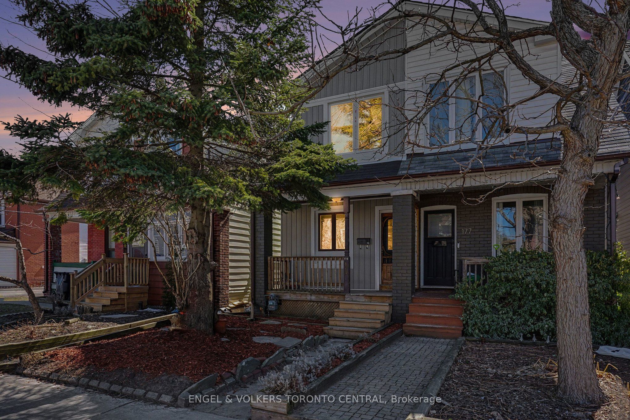 Semi-Detached Home With Future Building/Expansion Potential