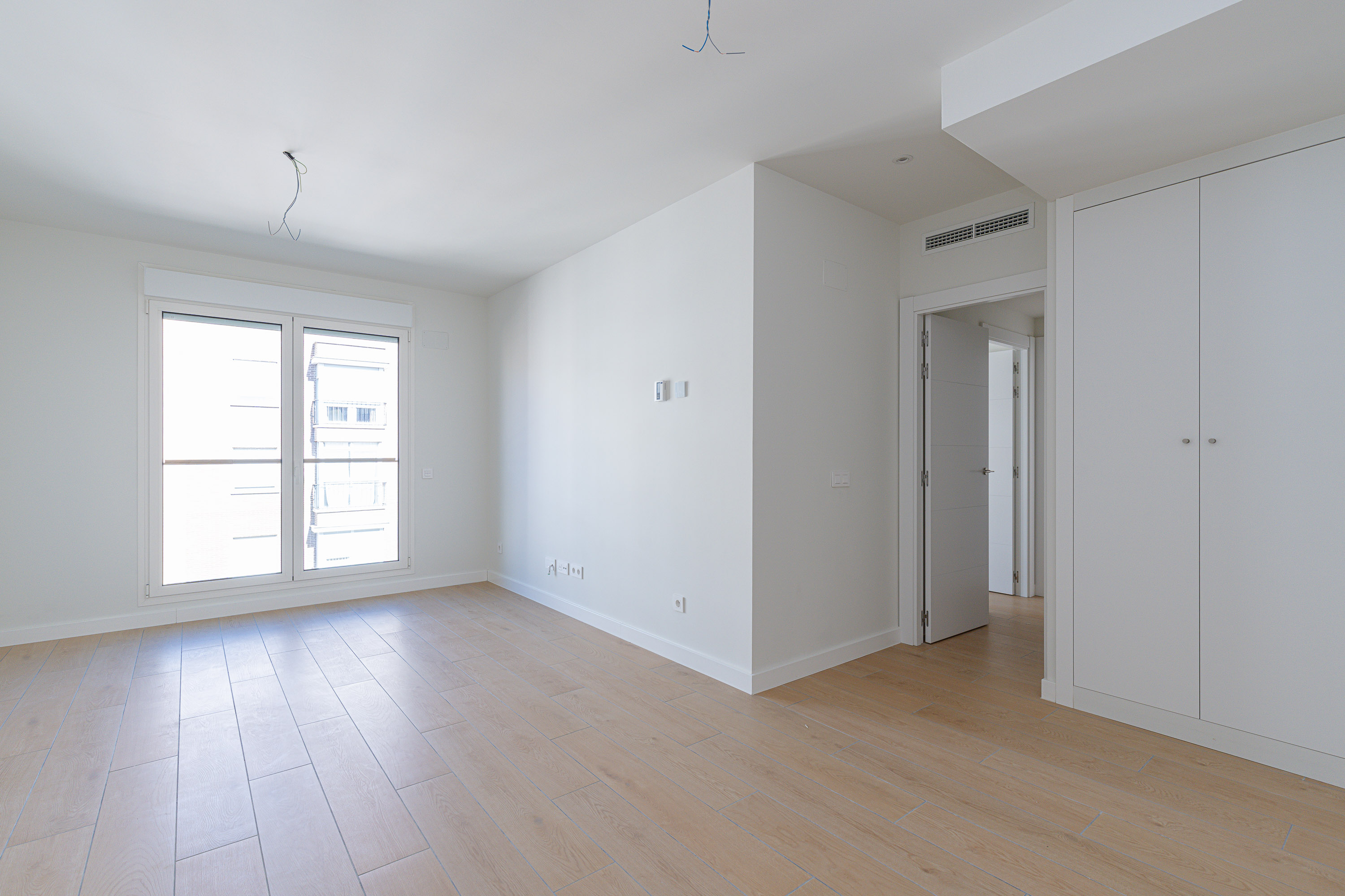 Brand-New Construction Apartment with Garage and Pool