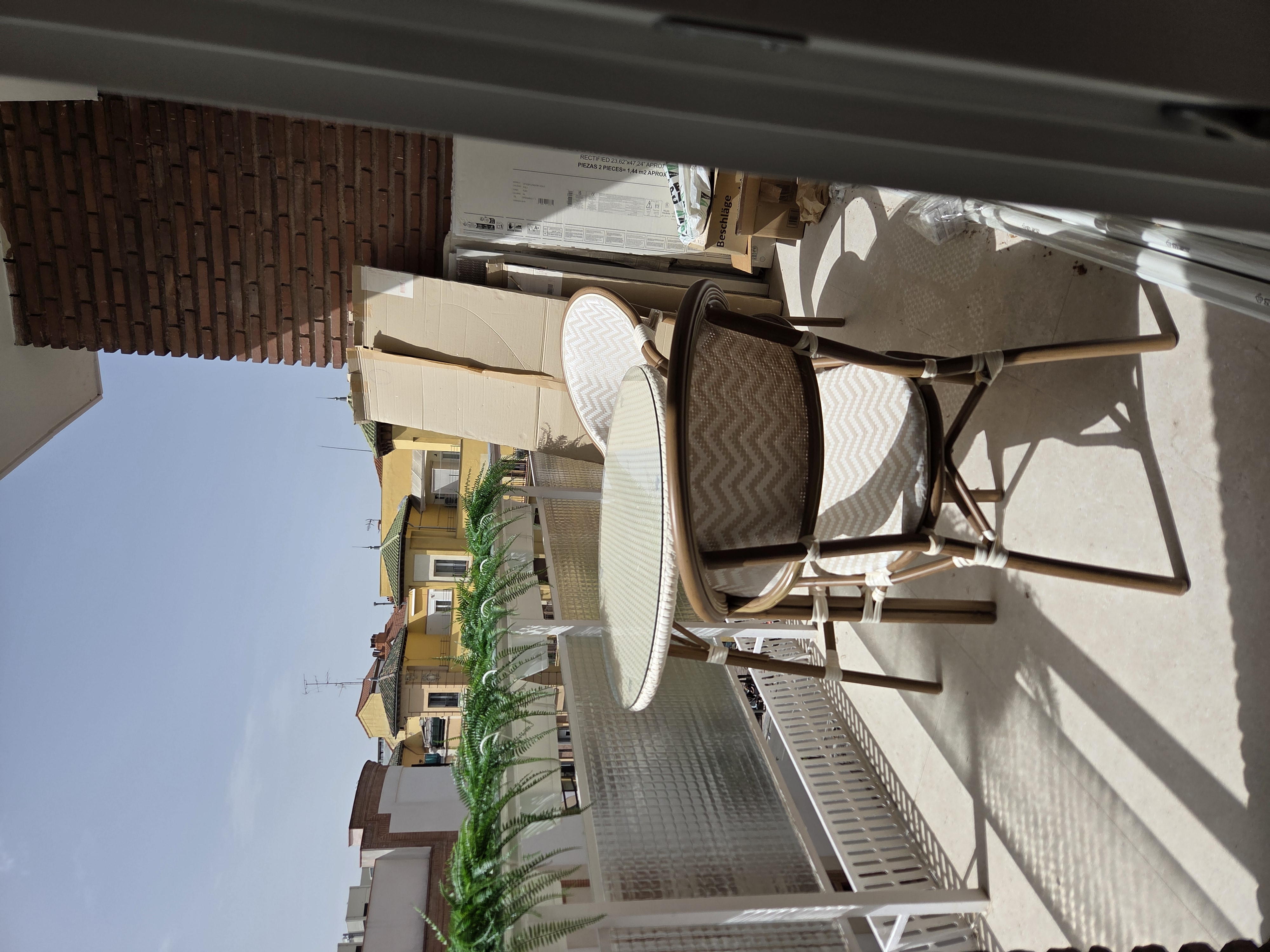 Brand-new apartment with terrace in Goya.