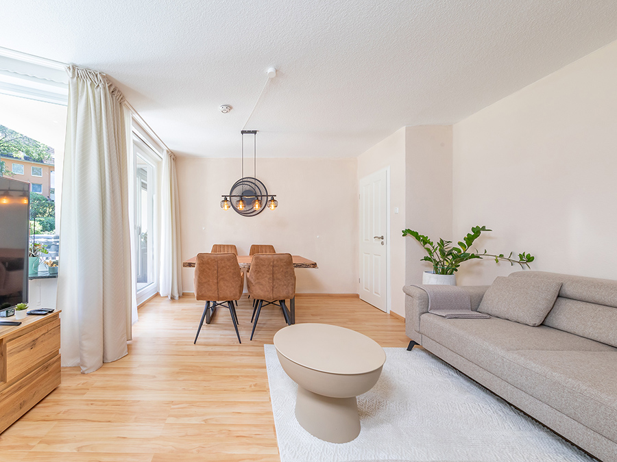 Modernisierte 3-Zimmer-Wohnung mit Loggia in Hamburg-Eißendorf!
