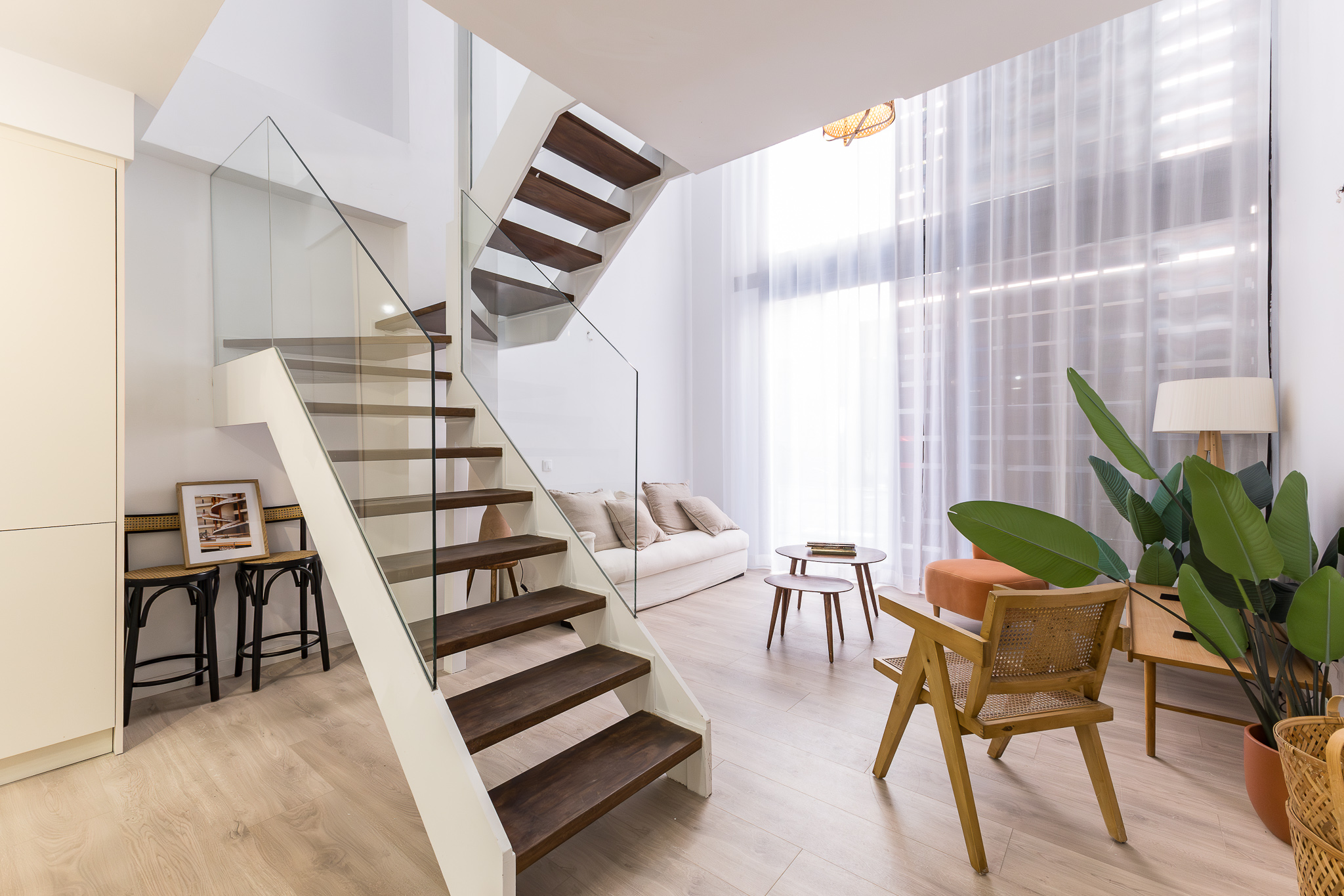 Exclusive duplex with shared pool