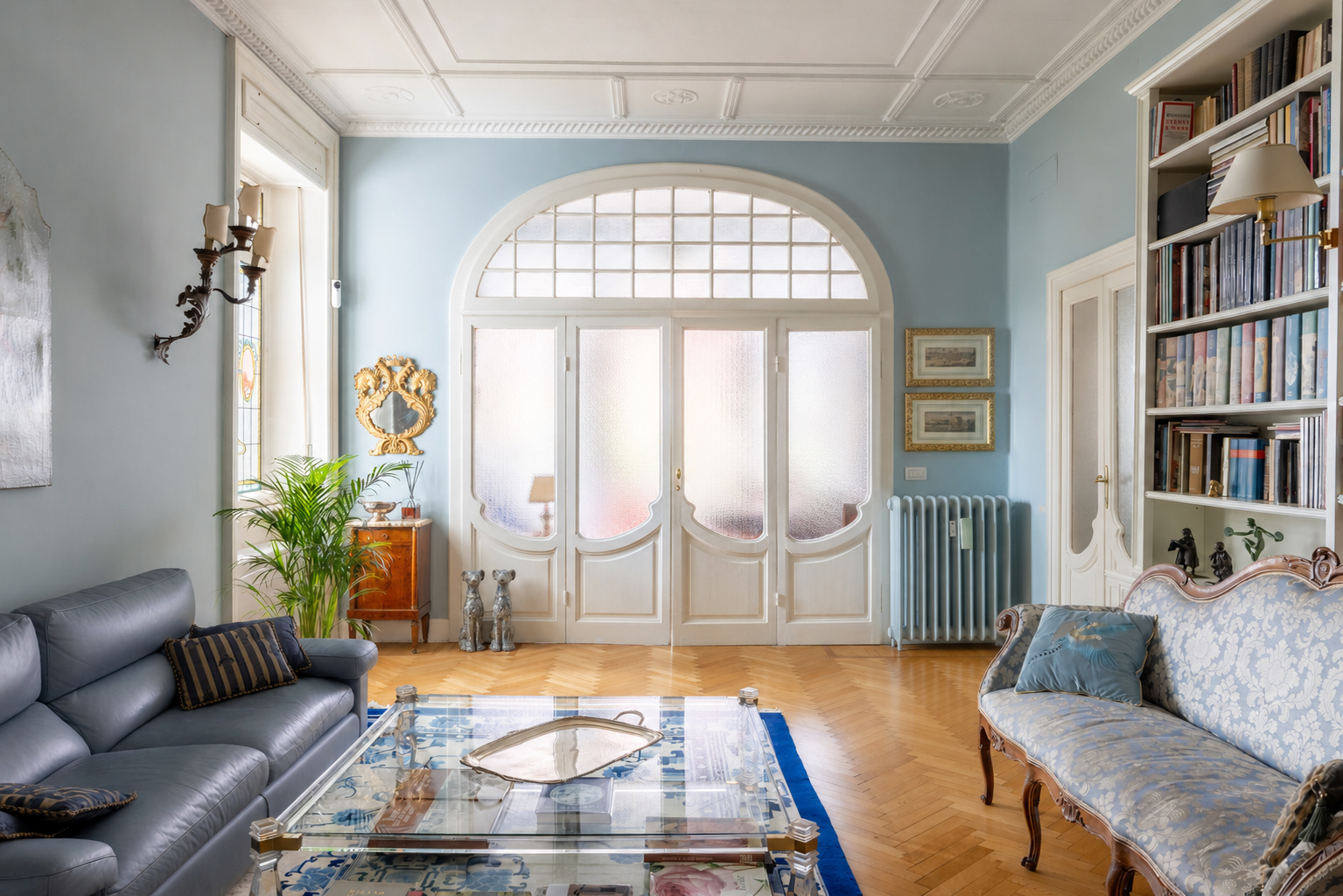Appartamento in Villa Liberty:                                           un secolo di eleganza nel cuore di Laveno