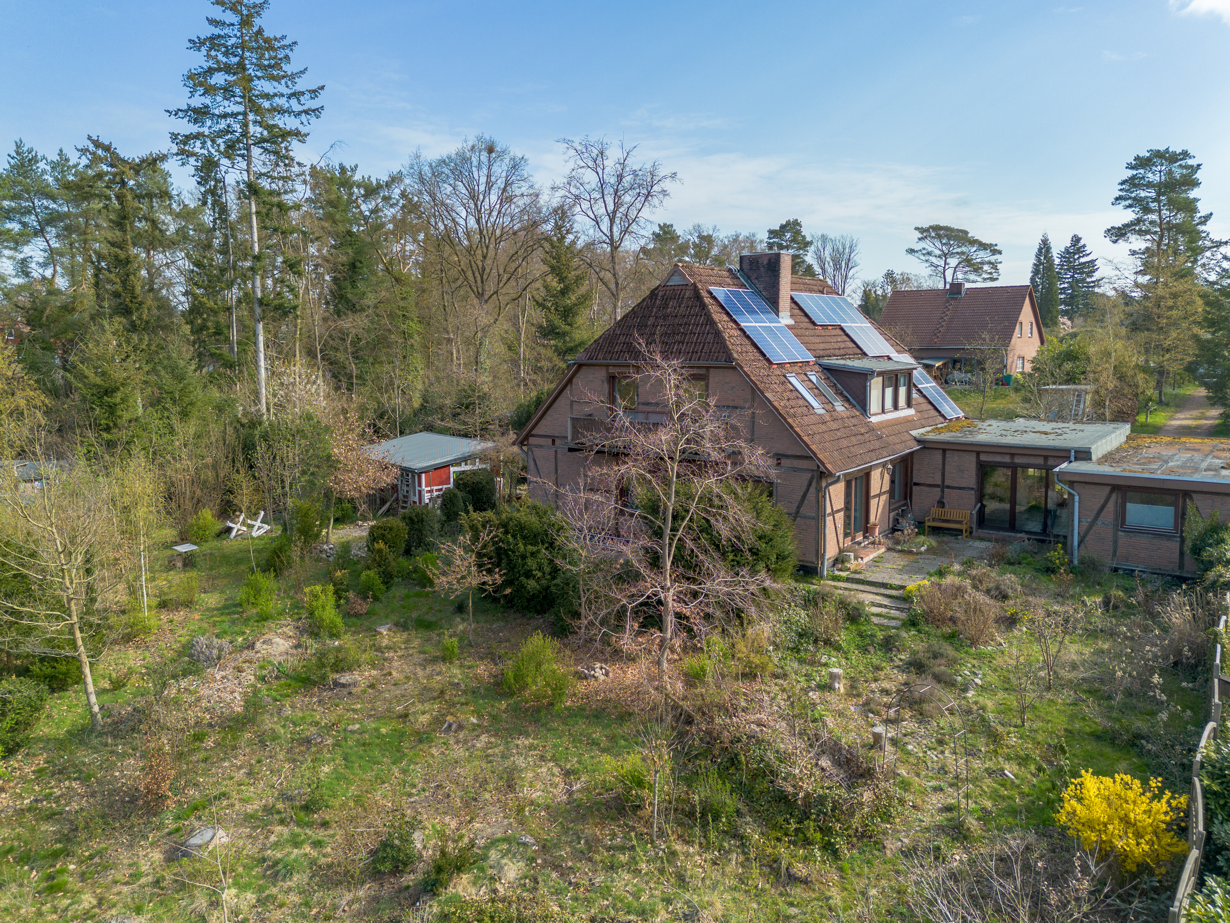 Charmantes Landhaus mit großem Naturgrundstück und Zugang zum Schaalseekanal