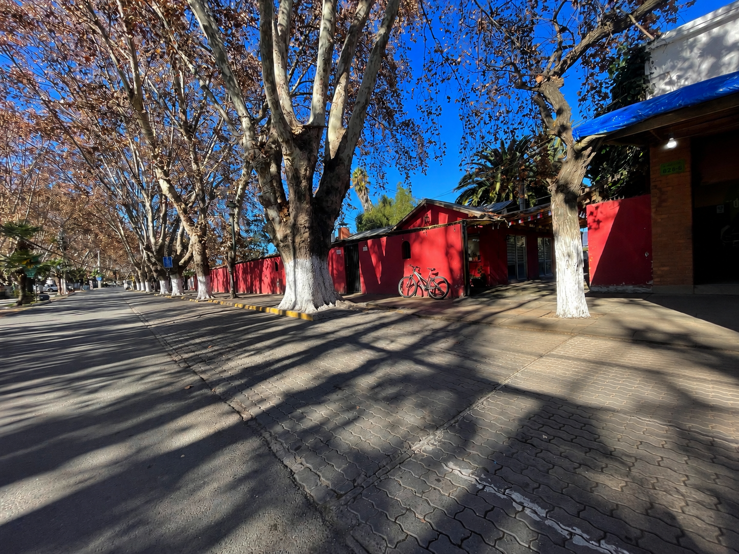 Terreno Urbano con Casa en Centro de Isla de Maipo