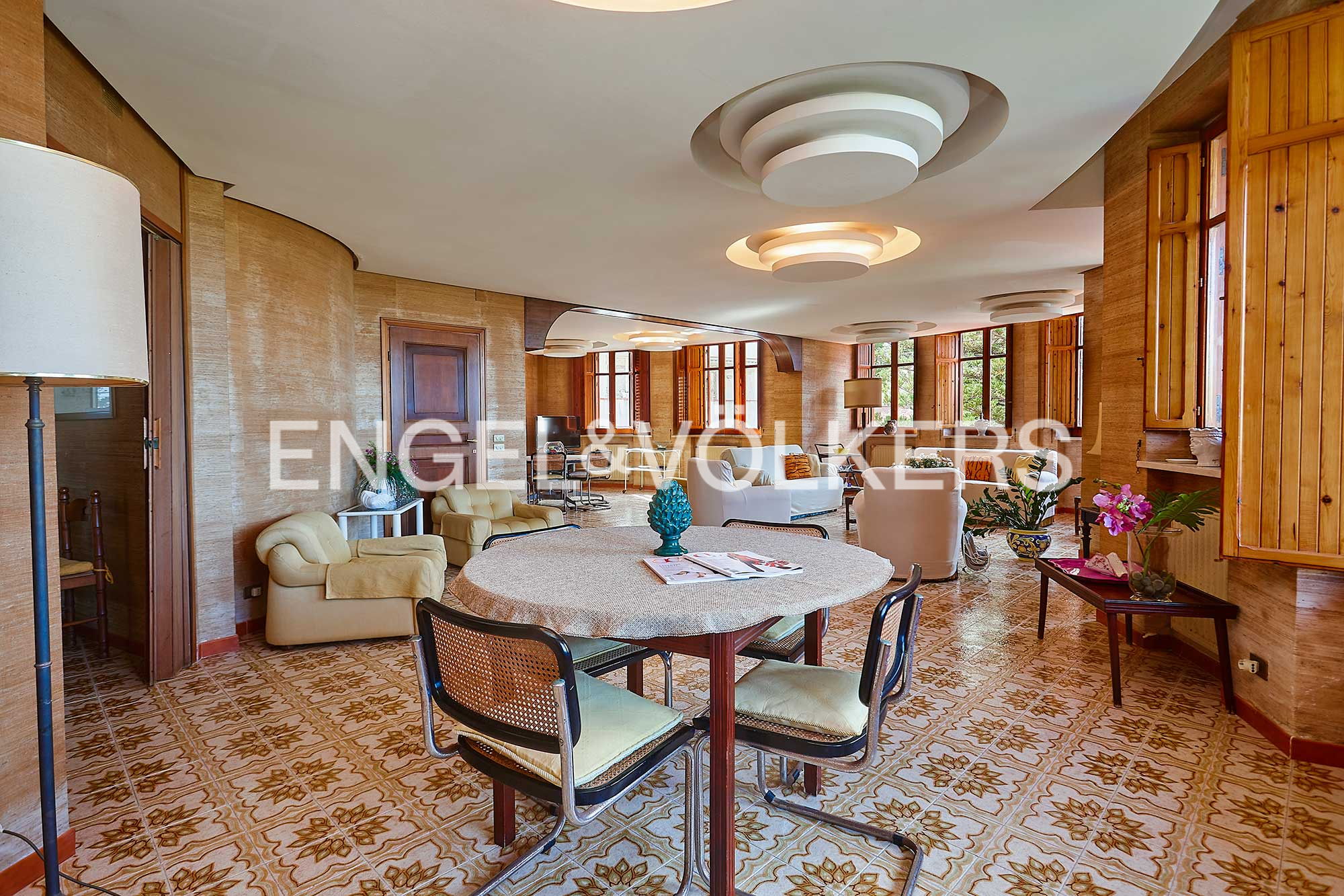 Splendid seafront villa at Addaura