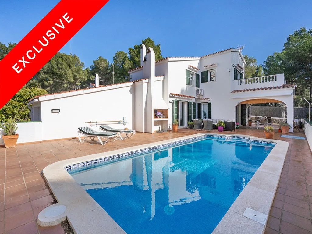 Maravillosa casa con piscina en un entorno lleno de paz en Menorca
