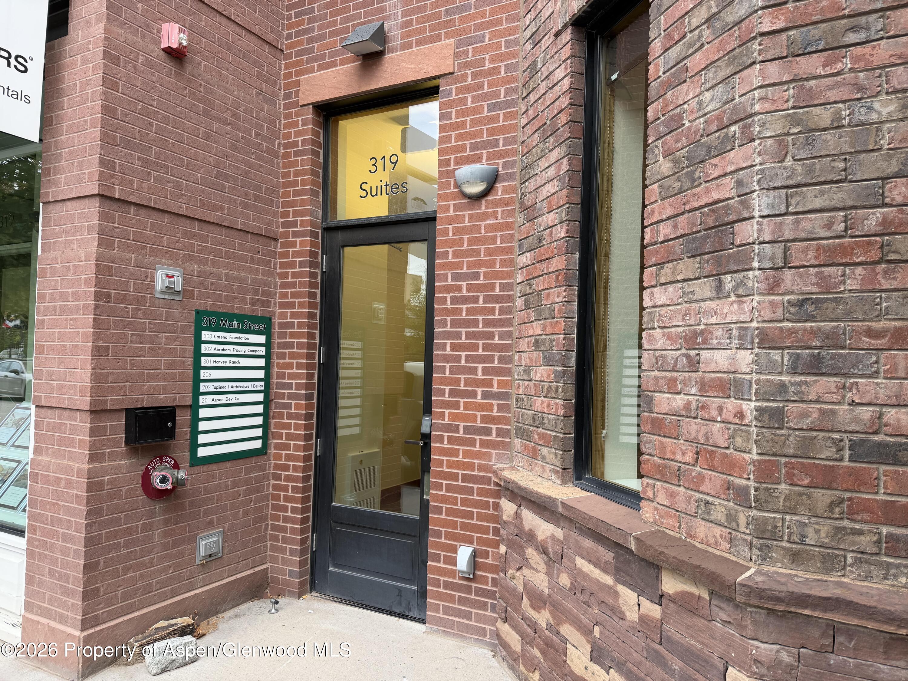 Main Street Executive Suite with Shared Amenities