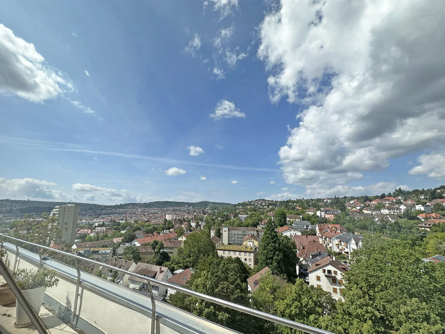 Möbliertes Wohnen in Aussichtslage - Photo 4