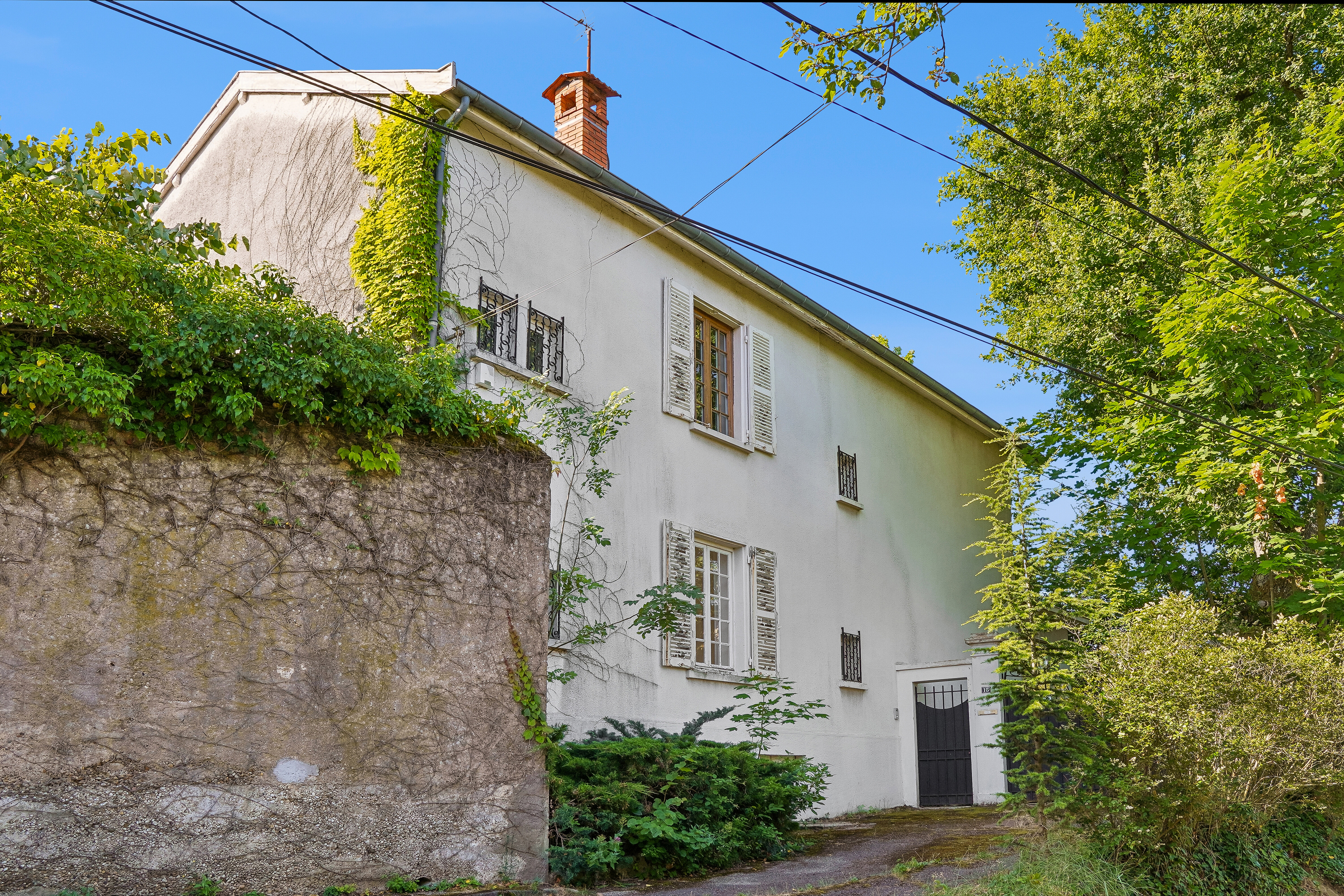 Propriété bourgeoise avec terrain constructible