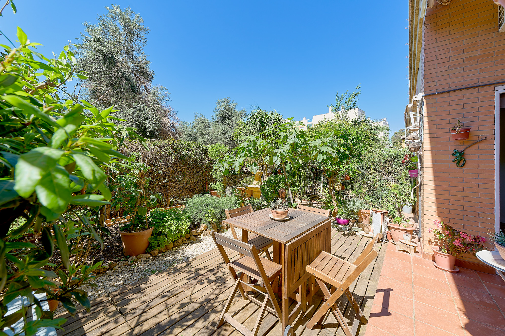 3-Zimmer-Wohnung mit privatem Garten und Innenhof in Torremolinos