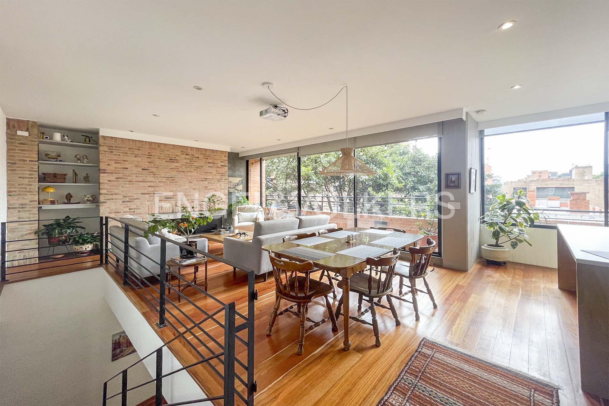 Iluminado apartamento amoblado para arriendo en La Cabrera