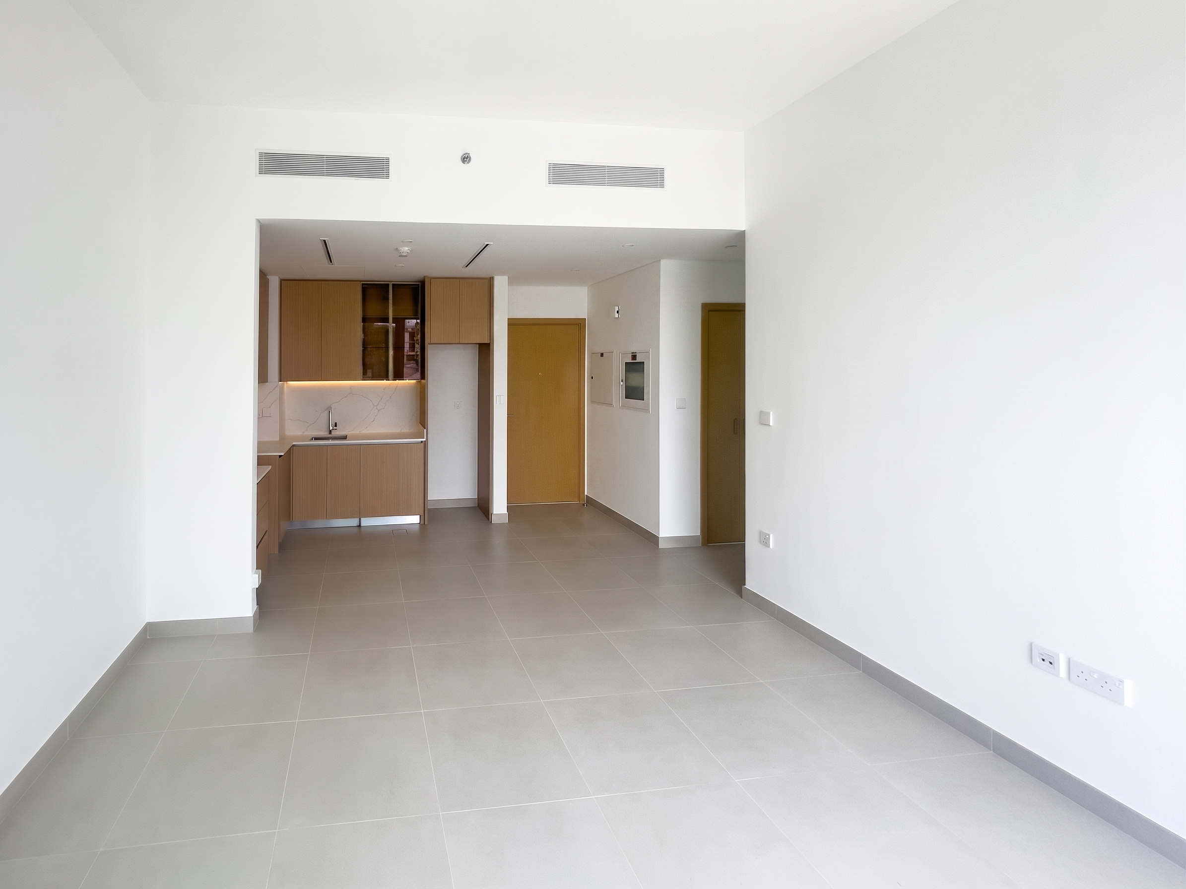 Brand New | Ground Floor| Spacious Layout | Vacant