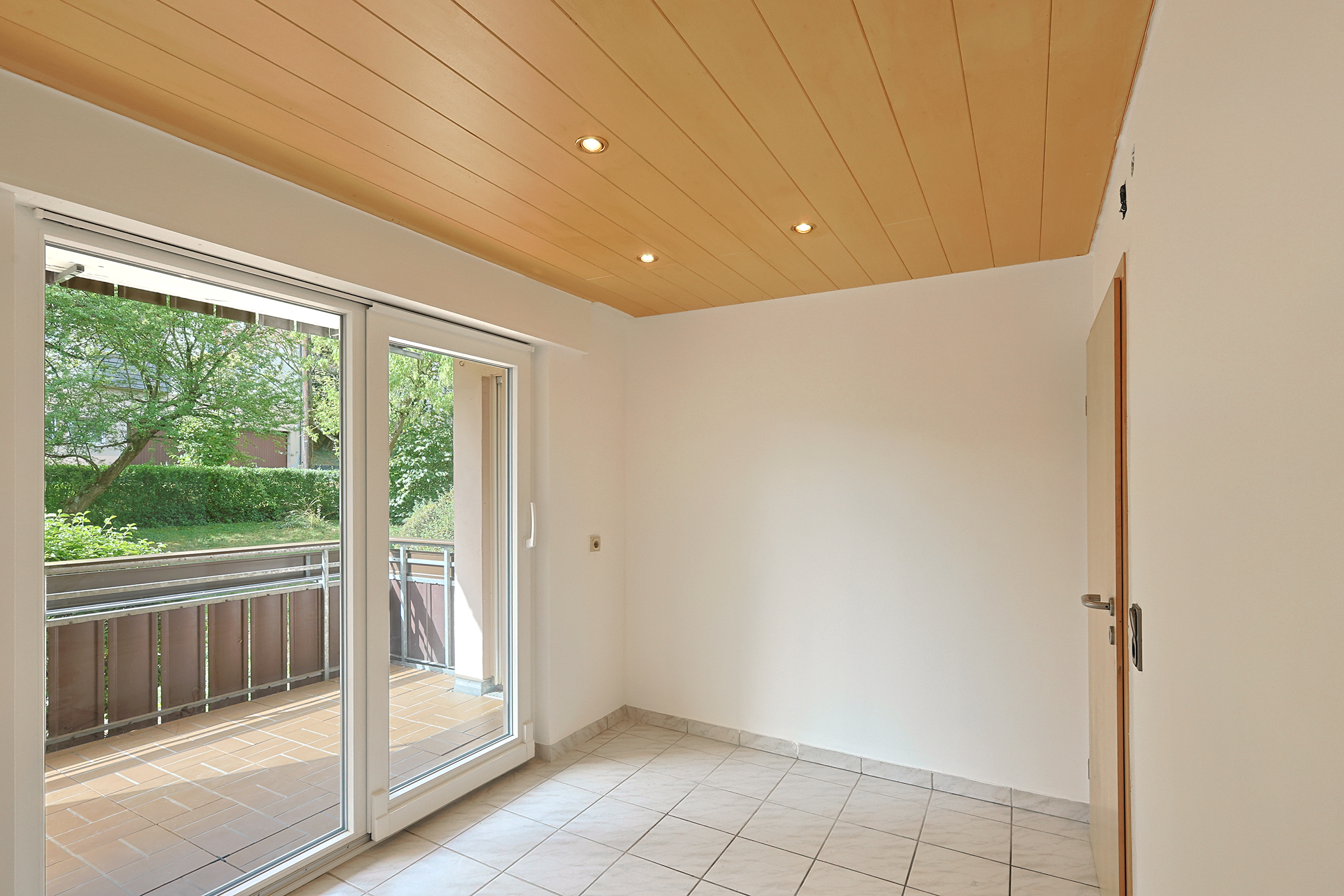 Charmante Erdgeschosswohnung mit Balkon und Home-Office-Potenzial