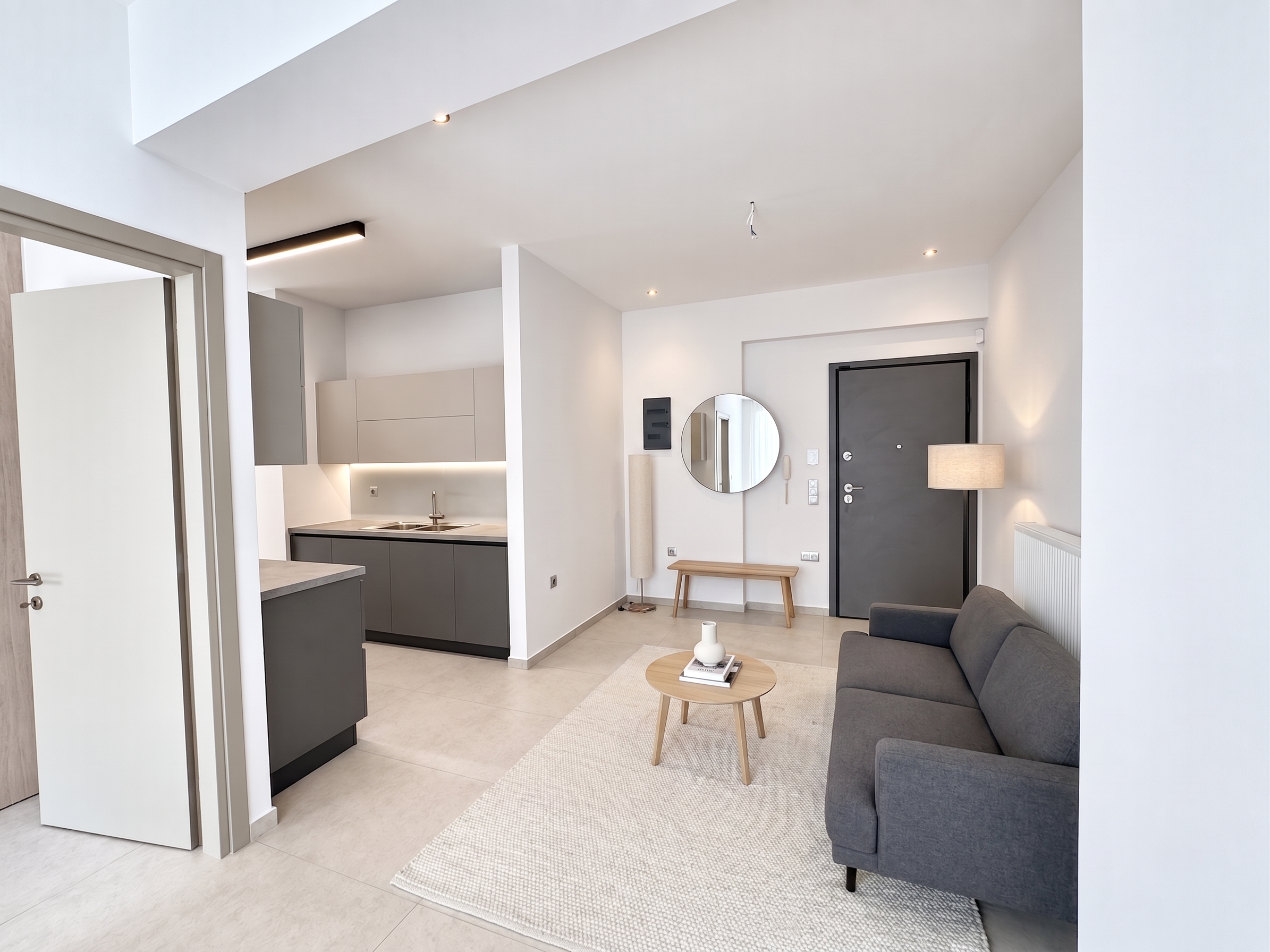 Refined and contemporary 2 bedroom apartment with park views [AI-modified]