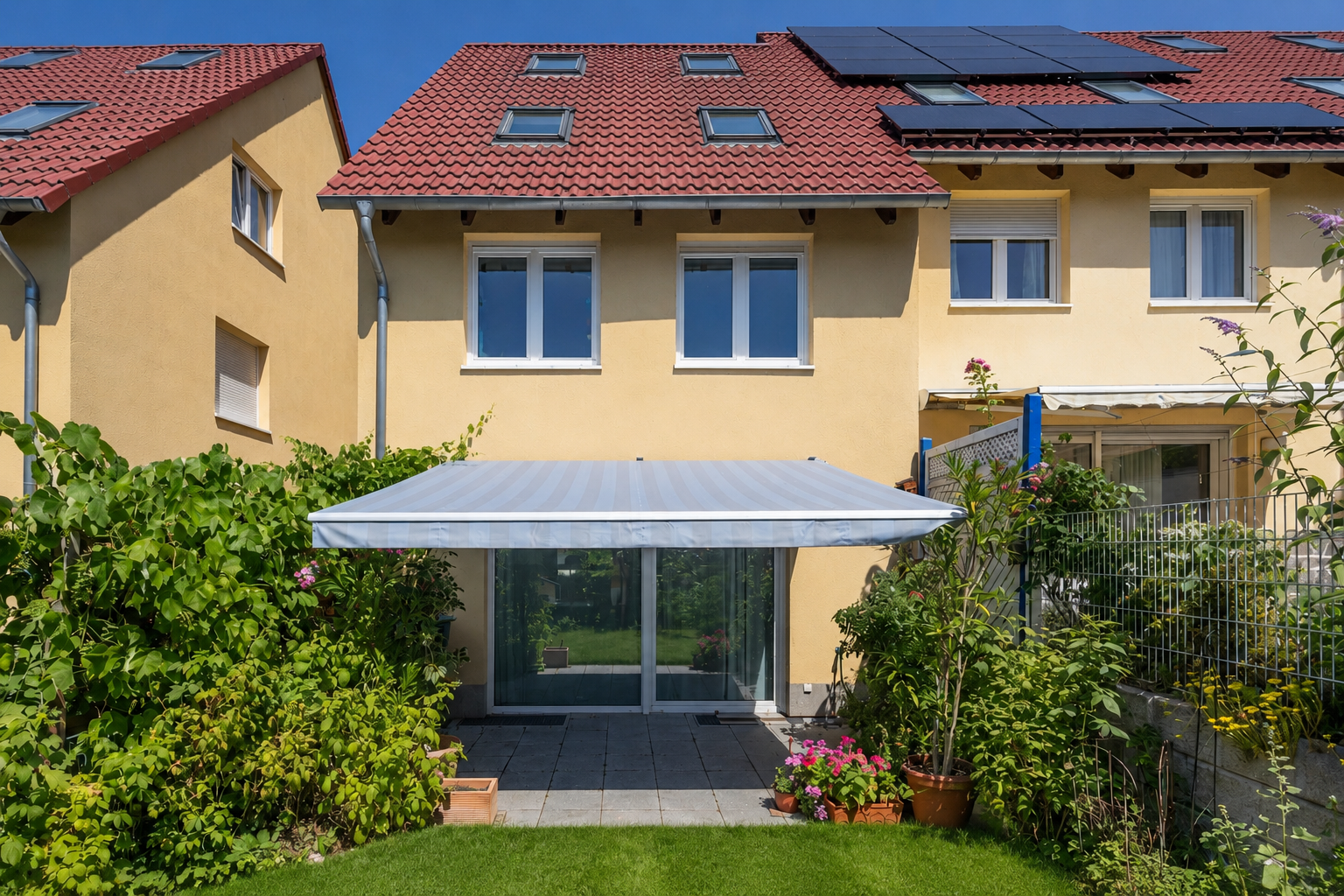 DÜW-Fronhof I: Bezugsbereites REHS – perfekt für die Familie in optimaler Lage!