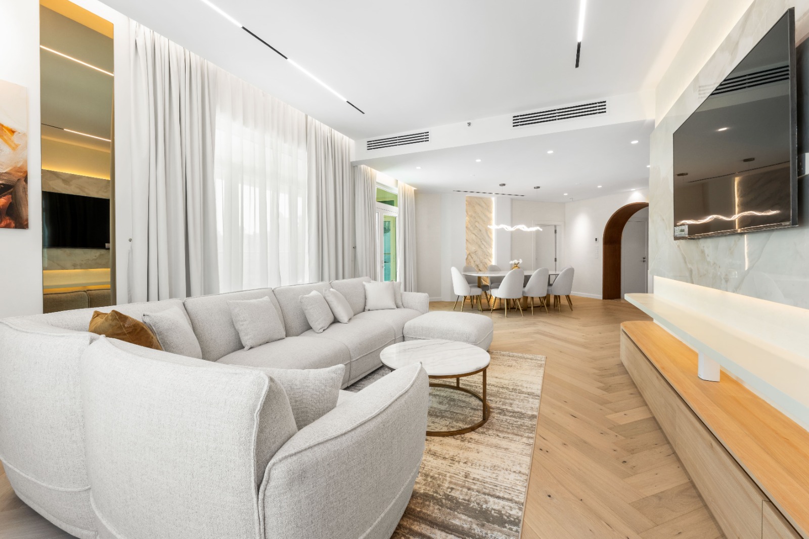 Fully Upgraded | Fully Furnished | Sea View