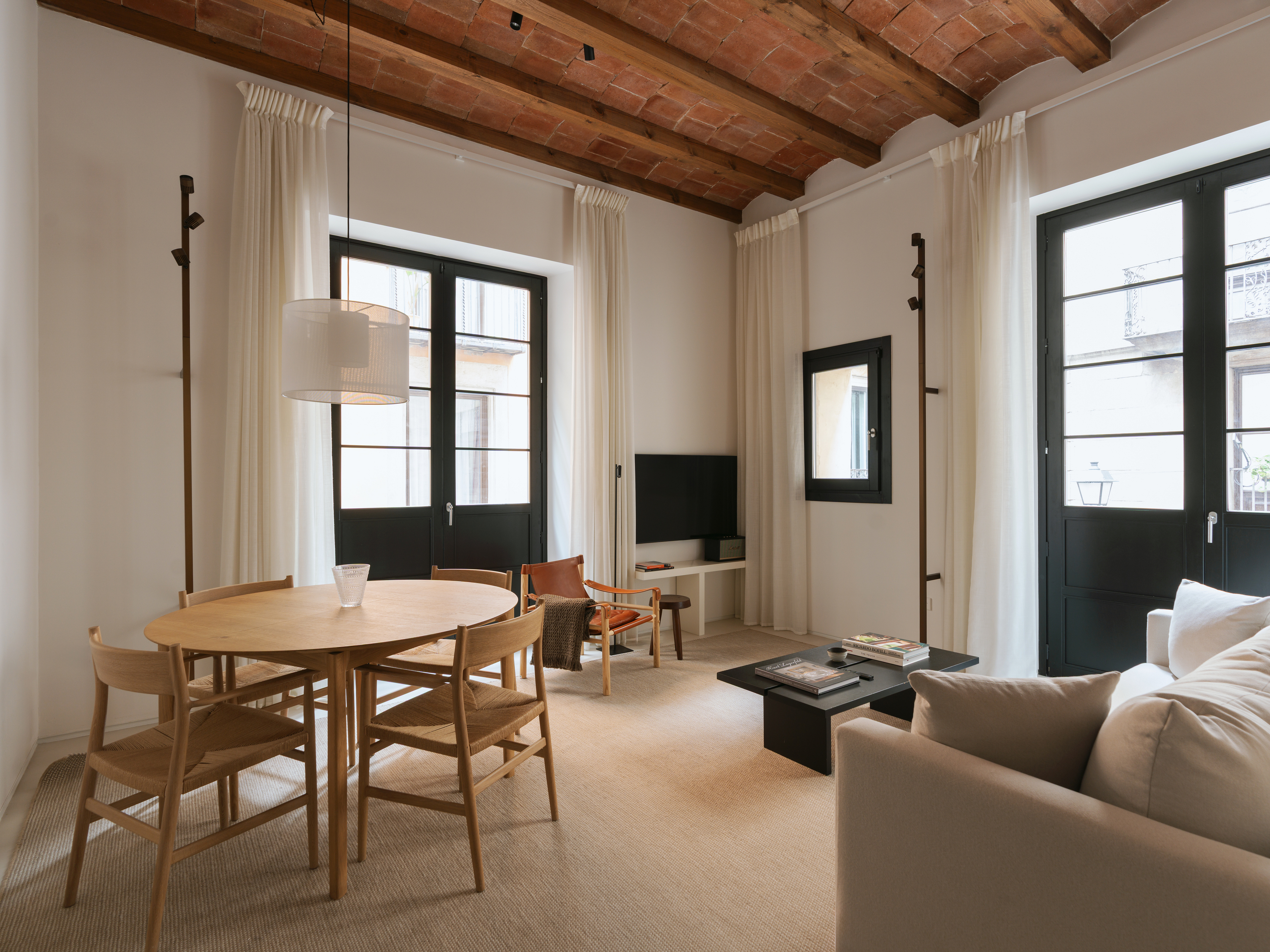 Spektakuläre 3-Zimmer-Wohnung in einer Anlage mit Gemeinschaftsbereichen