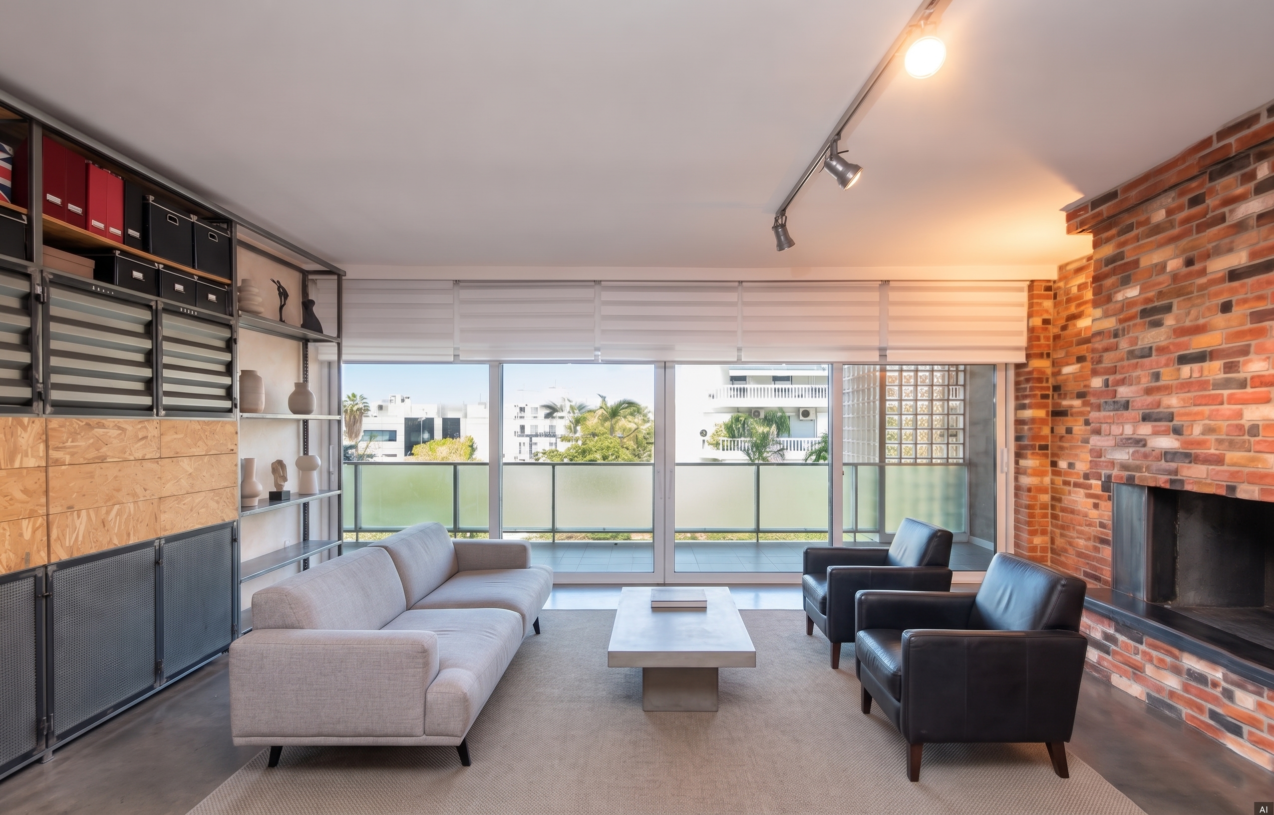 Turnkey residence minutes from the sea in central Glyfada [Modifié par IA]