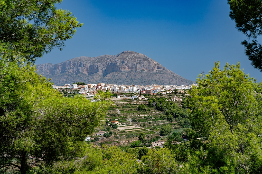 Building plot in Golden Valley, Benitachell