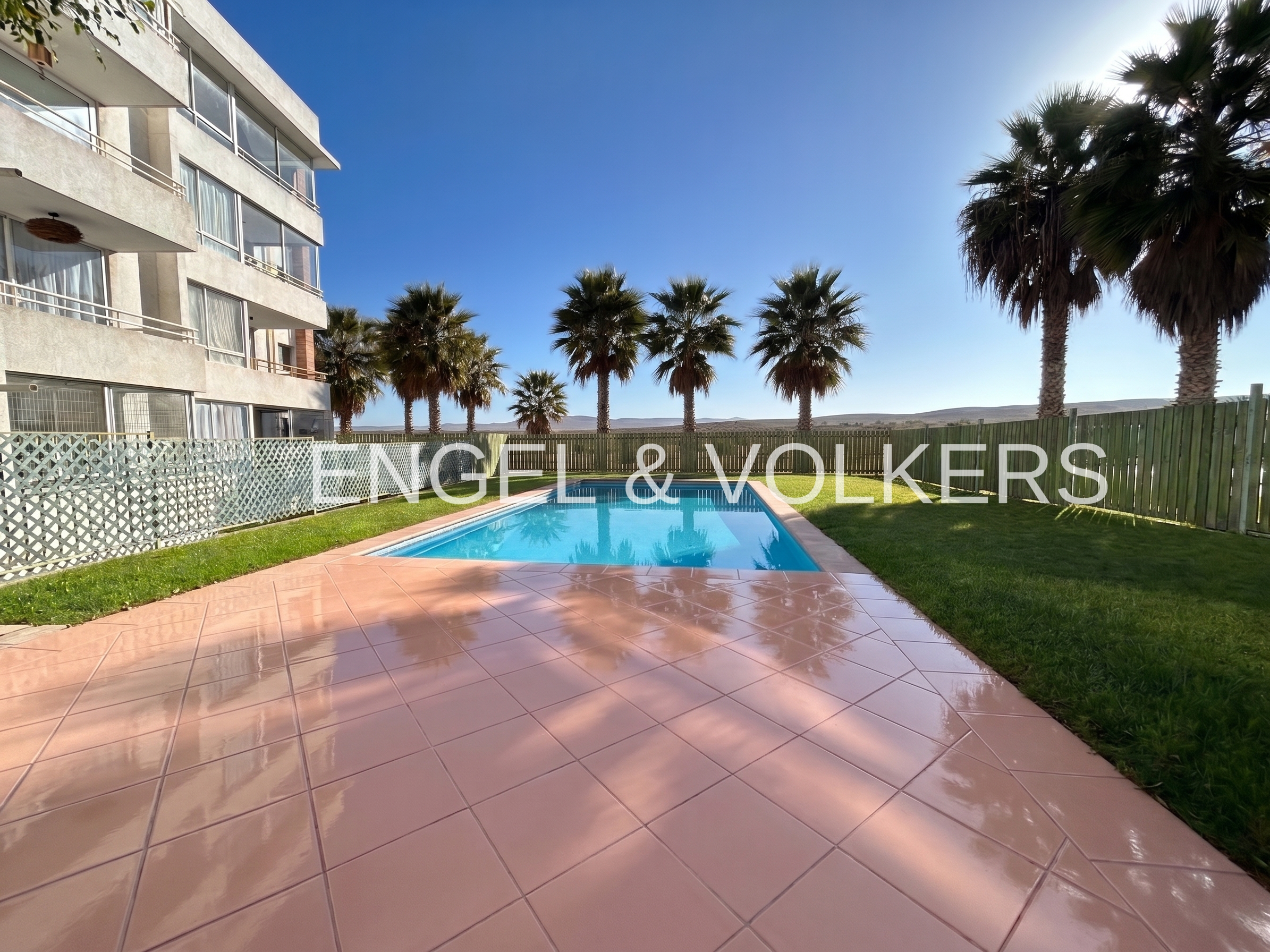 Arriendo departamento en Avda.Las Higueras