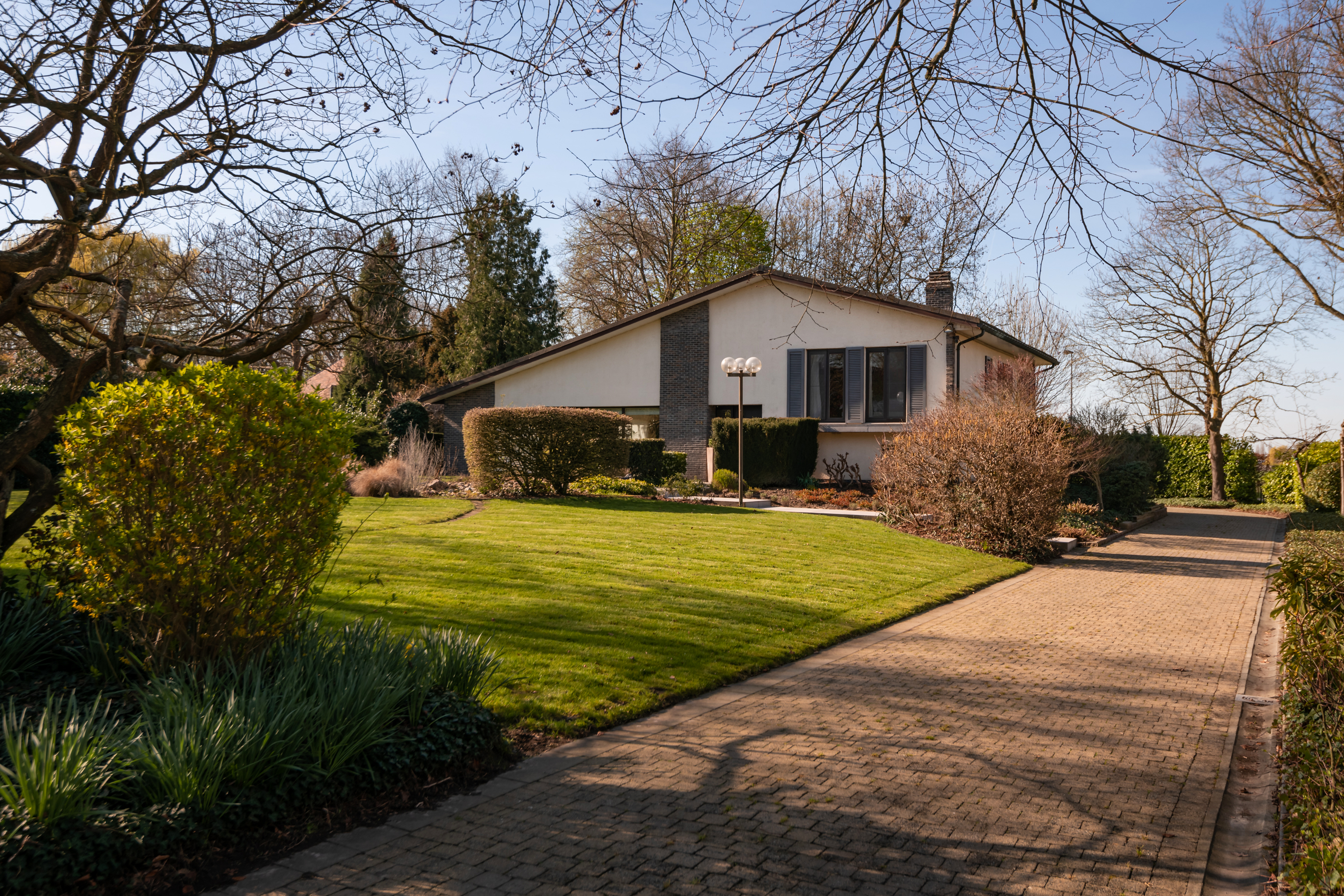Vrijstaande woning op een riant perceel