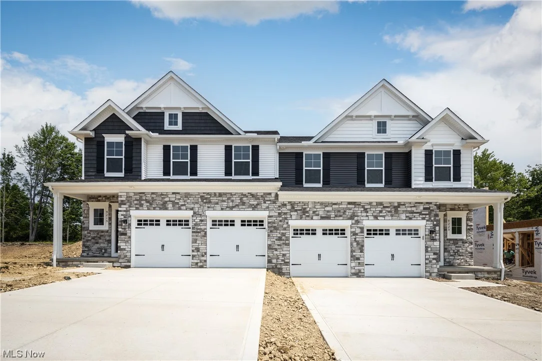New Construction in Ledge View Community