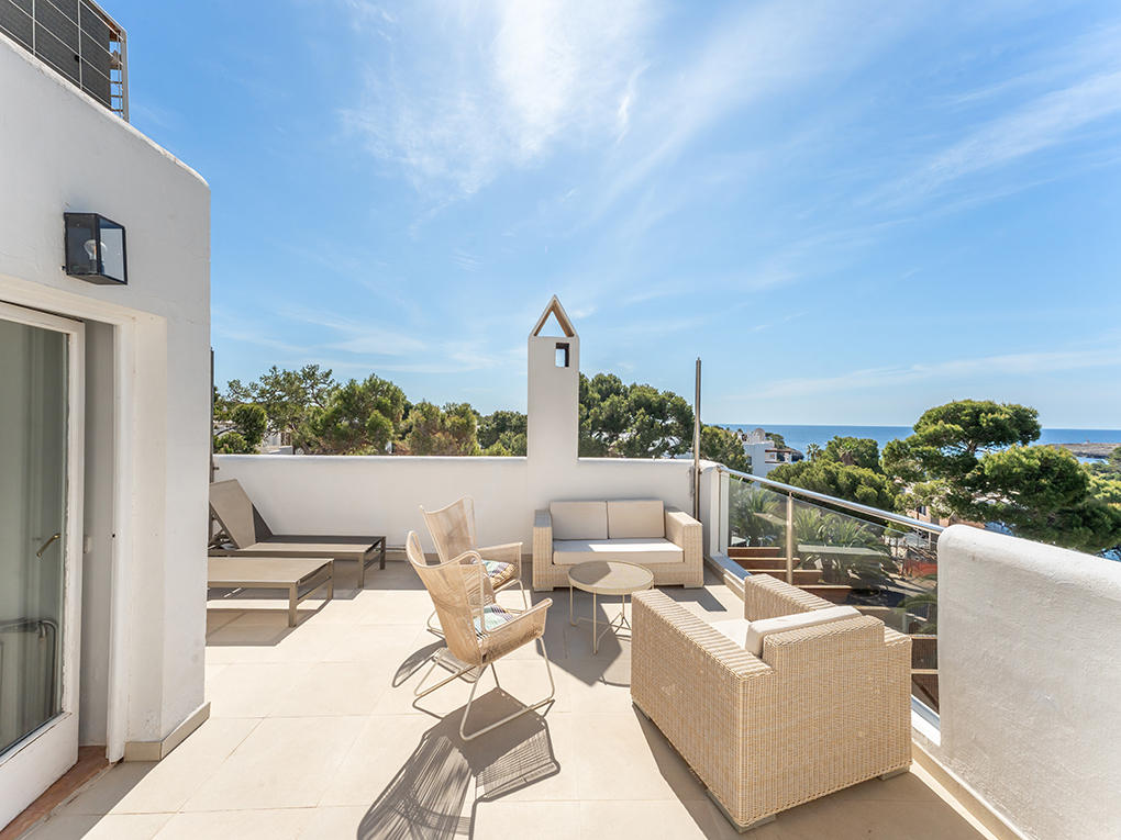 Dream apartment with sea view and shared pool