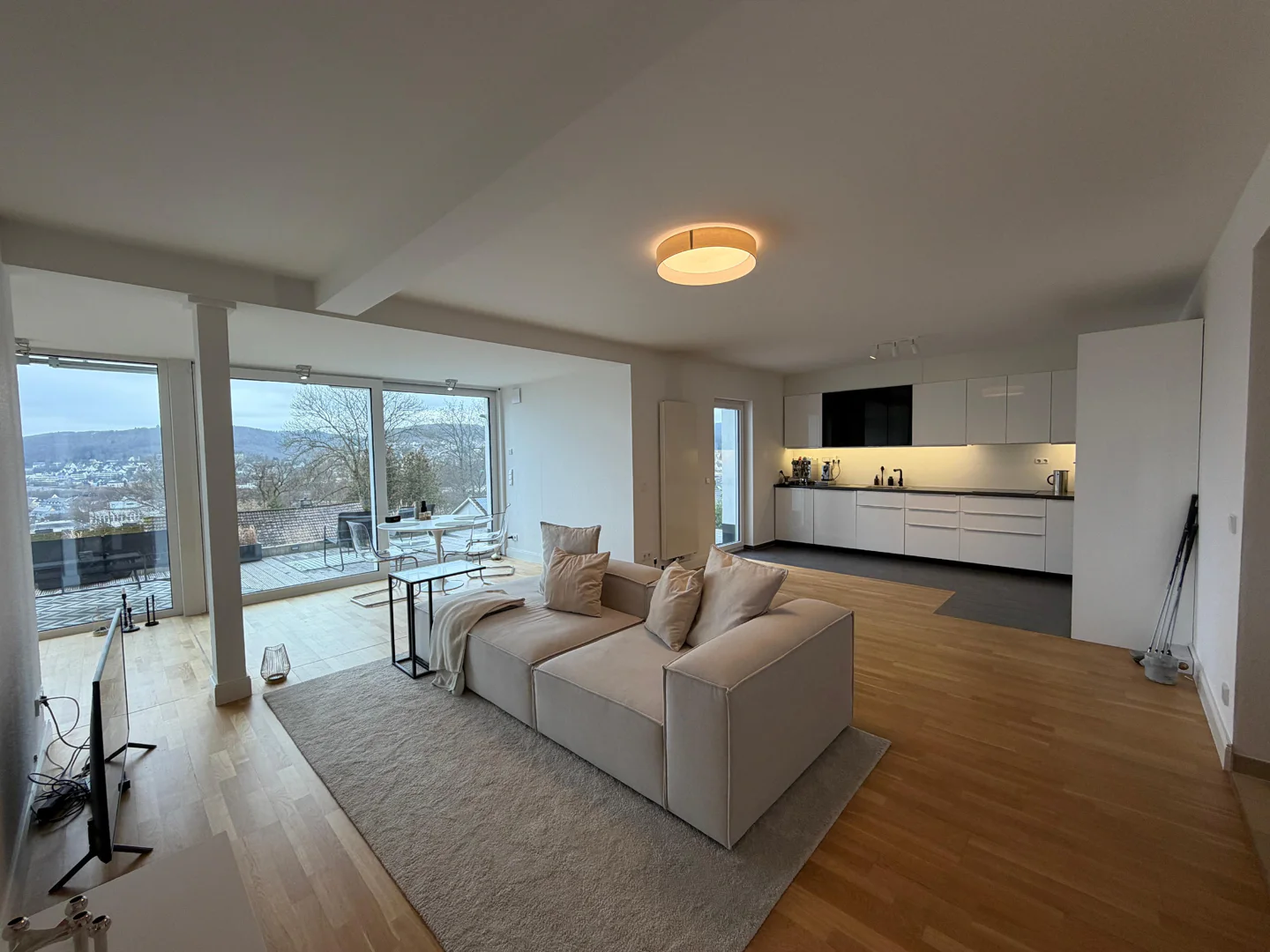 Stilvolle 3-Zimmer-Wohnung mit Panoramaterrasse in Bestlage am Siegener Giersberg - Foto 2