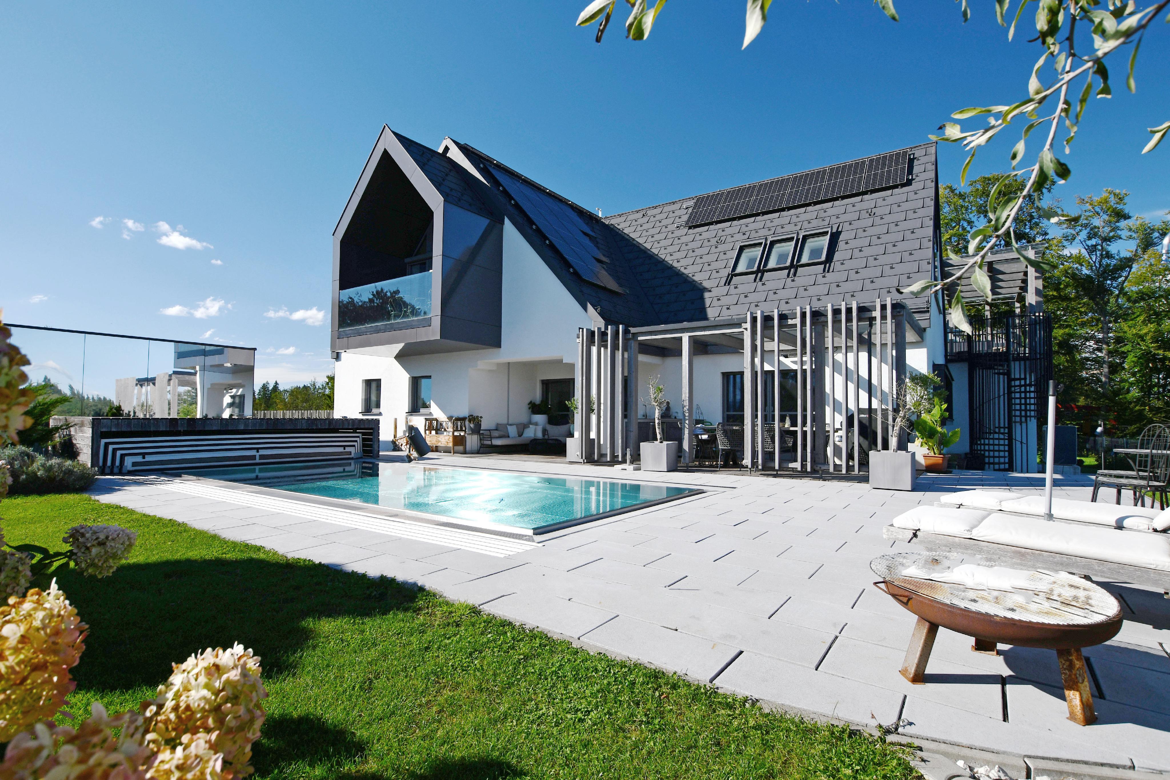 Exclusive designer house with panoramic view and private wellness oasis