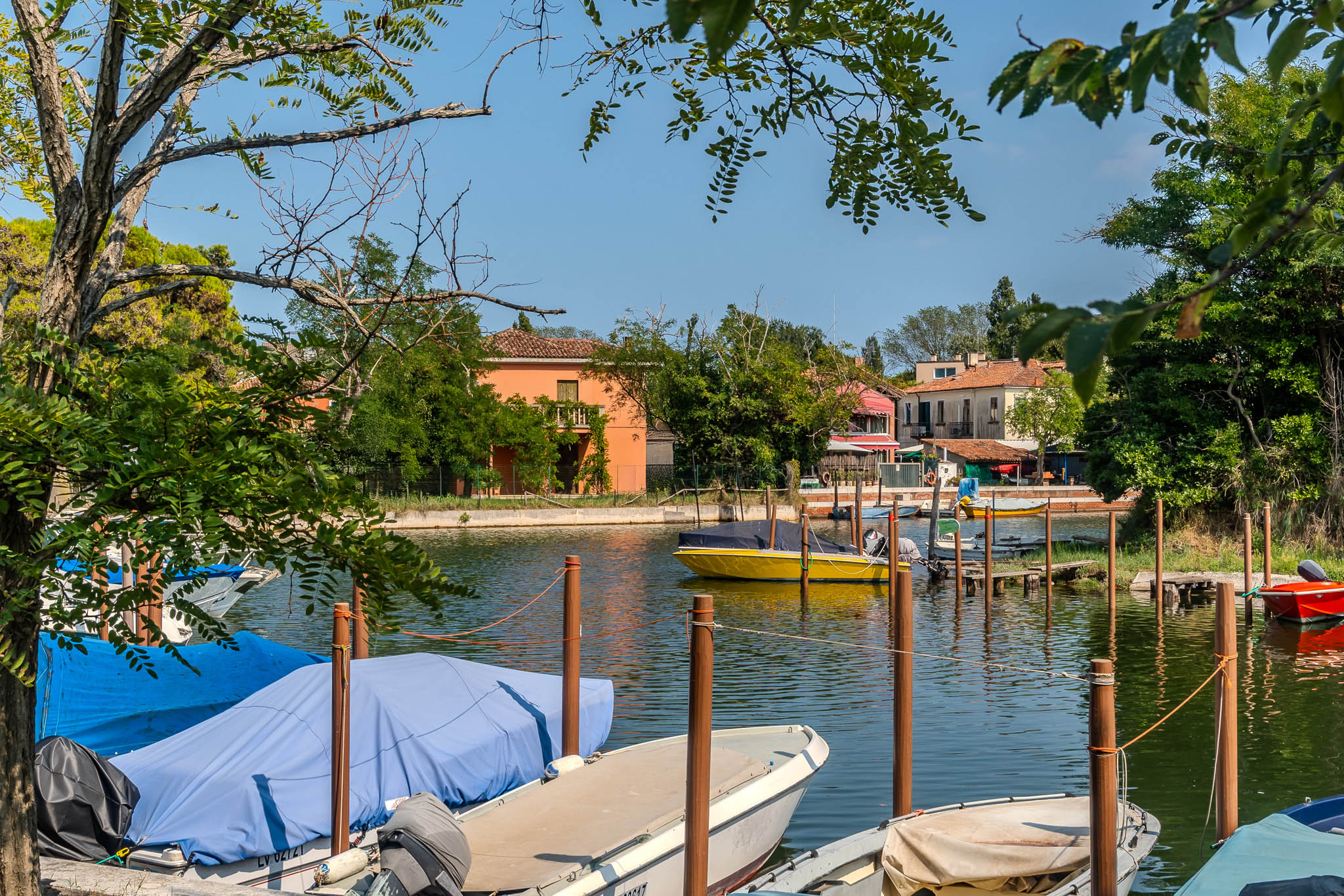 Exclusive haven of water and greenery at Alberoni