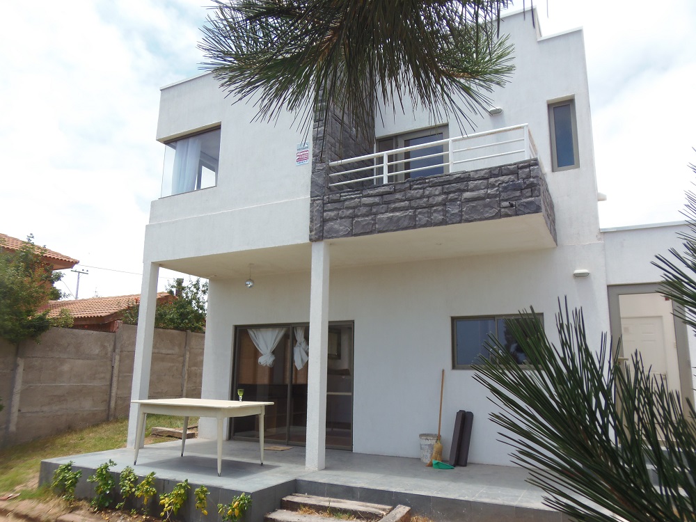 Moderna casa mediterránea en Rosario de Peñuelas