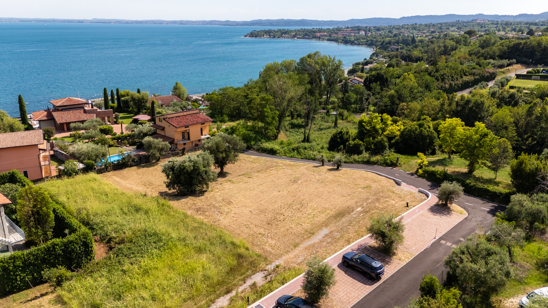 Rare Opportunity to Build a Prestigious Lake View Villa in Manerba del Garda