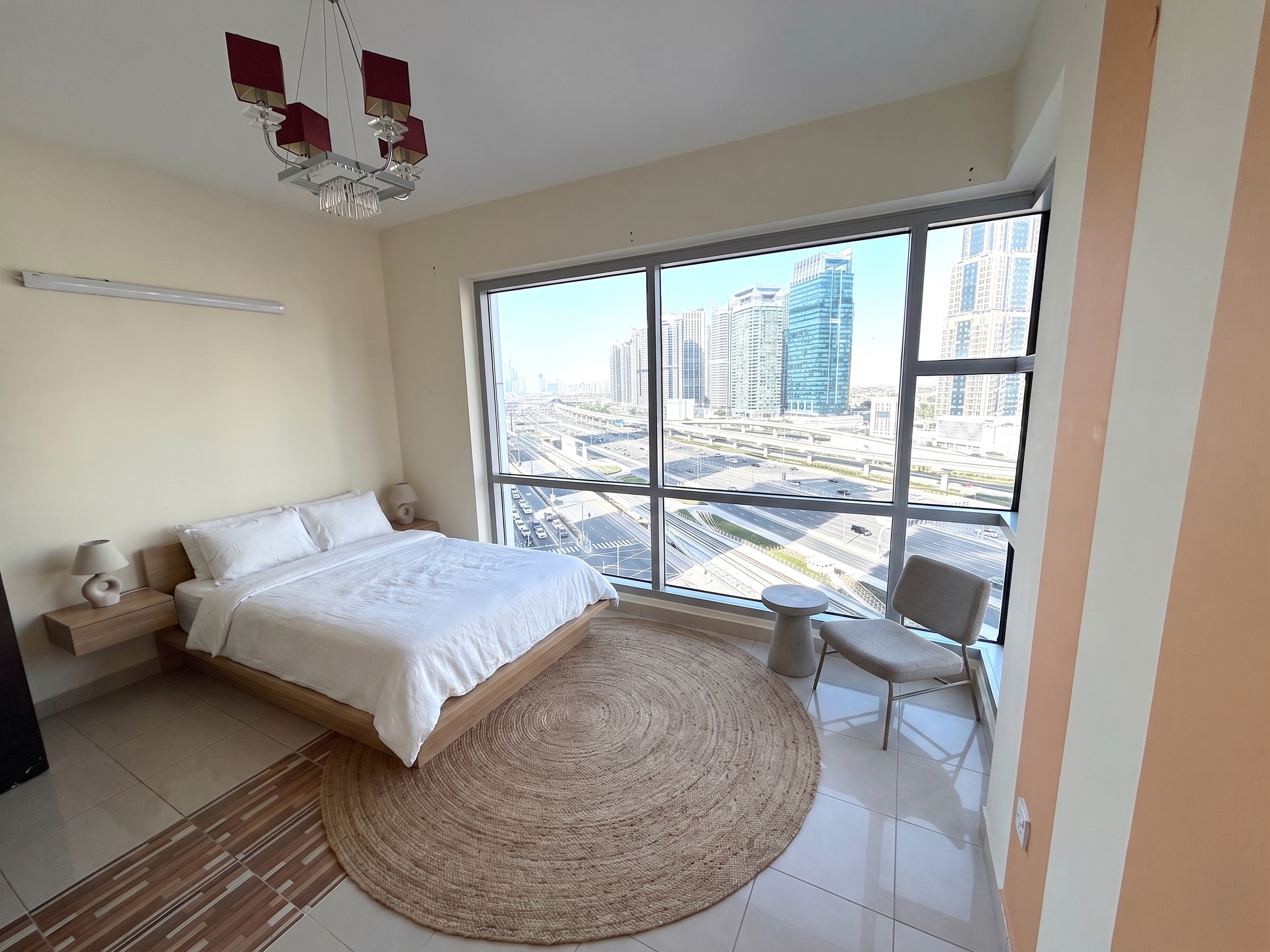 Bright Layout | Spacious | Near Metro
