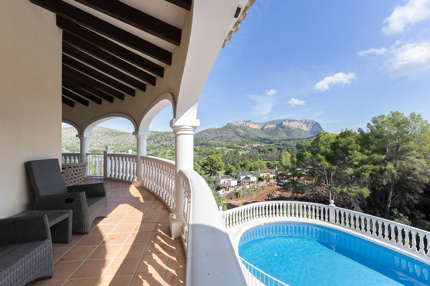 Modern & Private Villa in La Sella with Panoramic Views, Guest Apartment & Pool