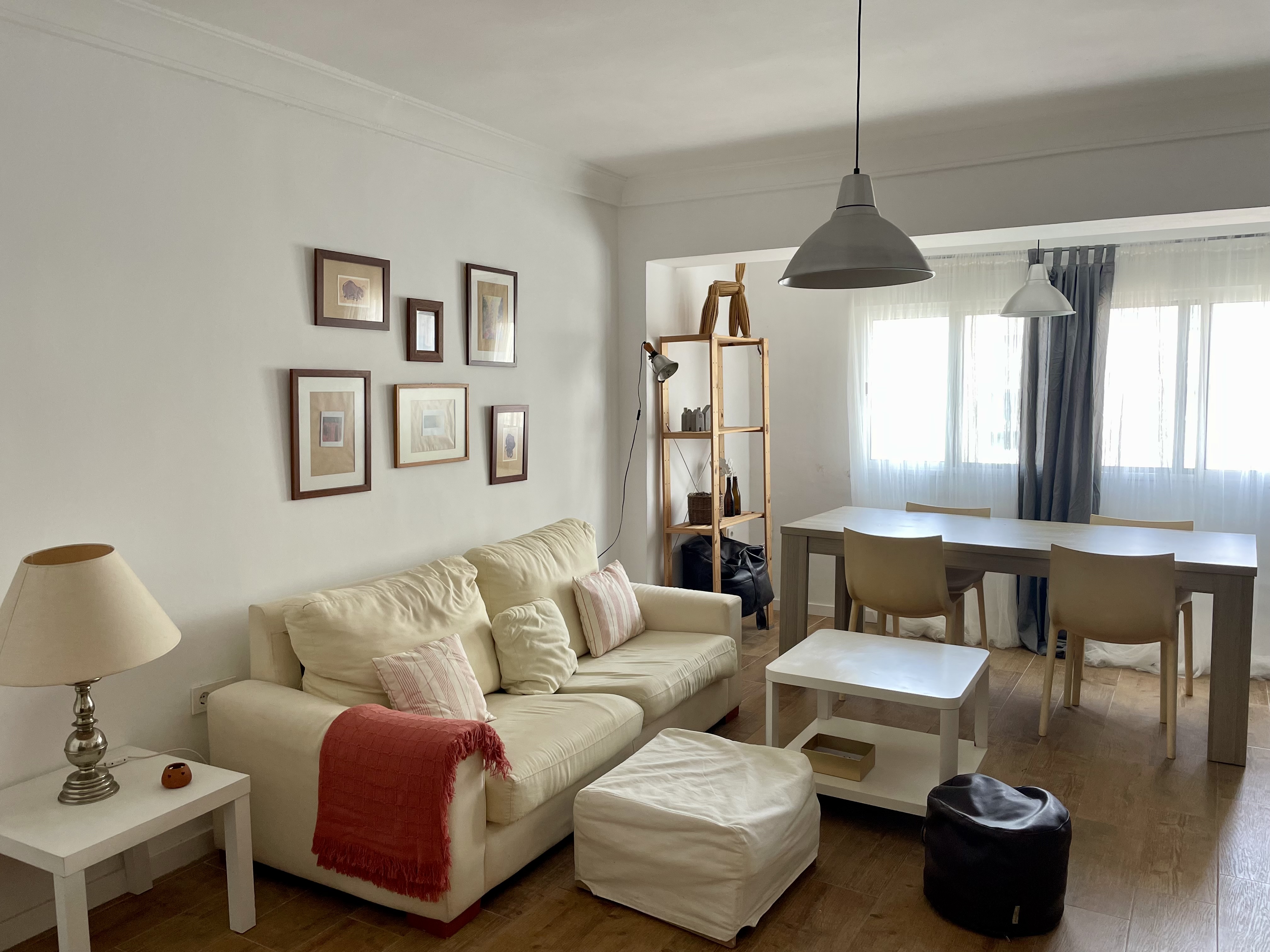 Magnificent fully renovated apartment next to La Petxina Sports Center