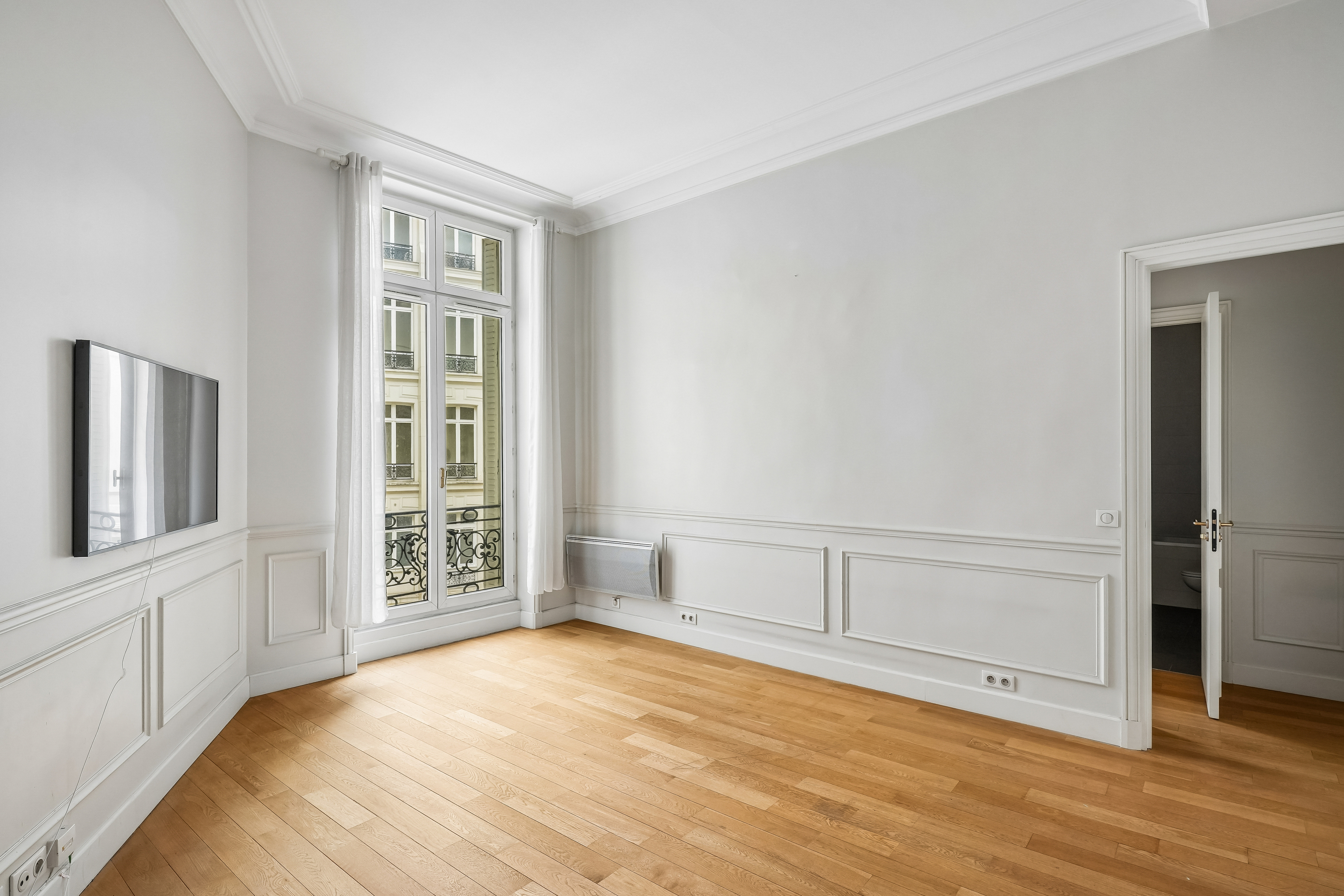Charming 1-bedroom apartment – Avenue de Friedland – Faubourg-du-Roule