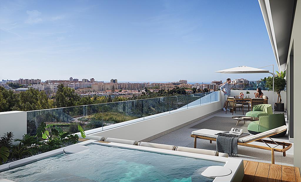 Penthouse with Majestic Views over City and Sea