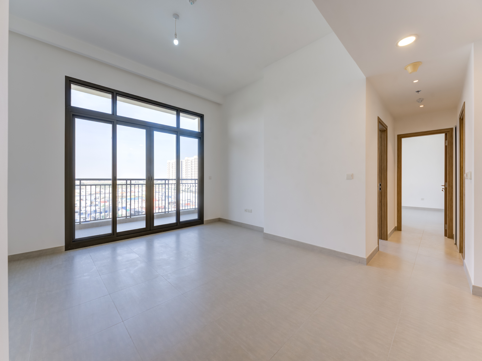 Unfurnished I Vacant I Low Floor I Spacious