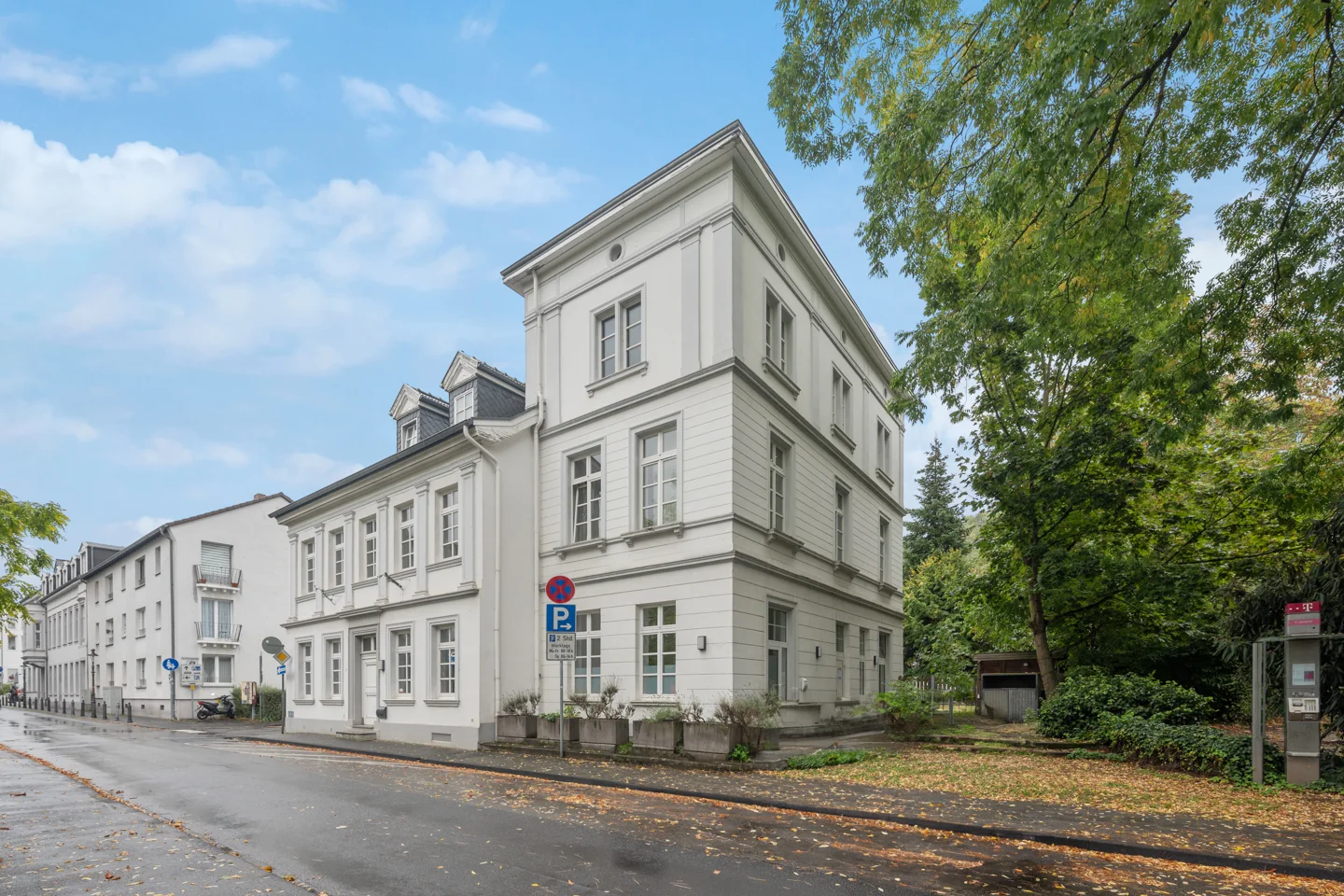 Rheinnahes Juwel - exklusive & großzügige Gründerzeit Villa