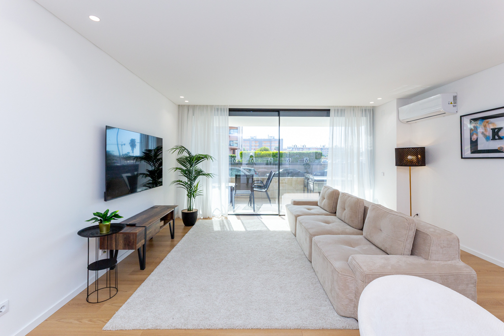 2-Zimmer-Wohnung zur Miete in privater Anlage, Olhão