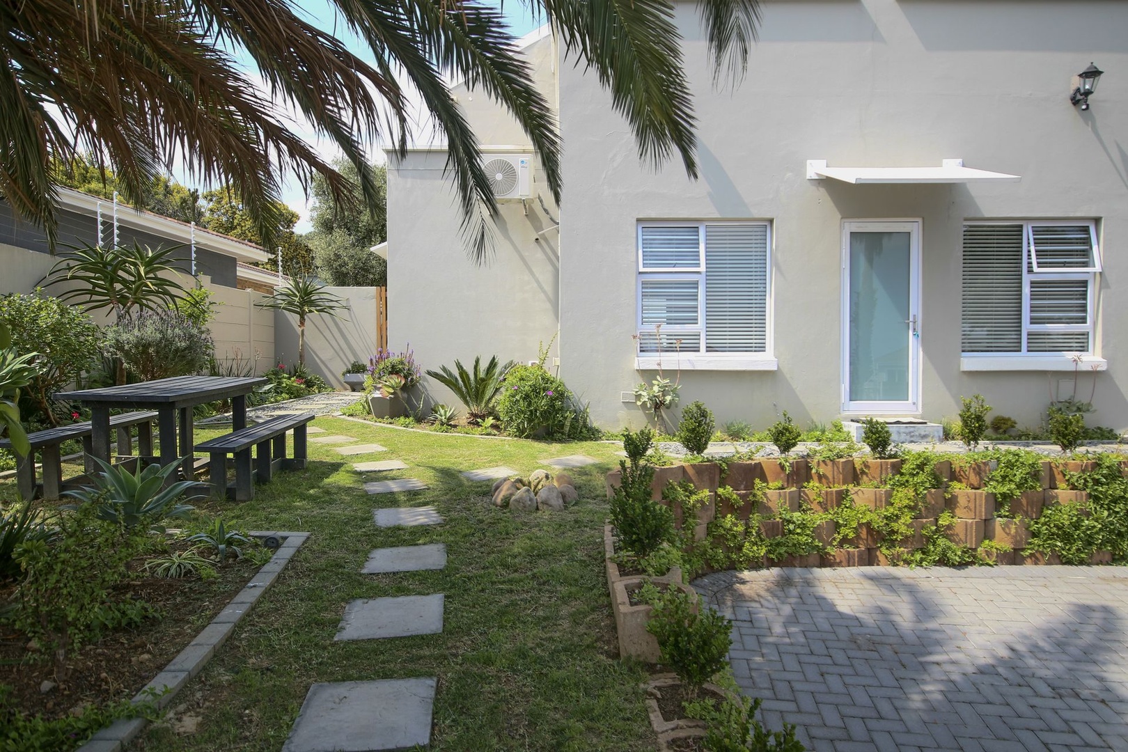 Garden Flat to rent