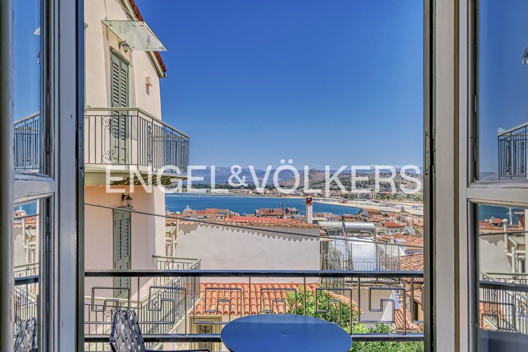 Stately Detached House Below the Castle, Nafplio