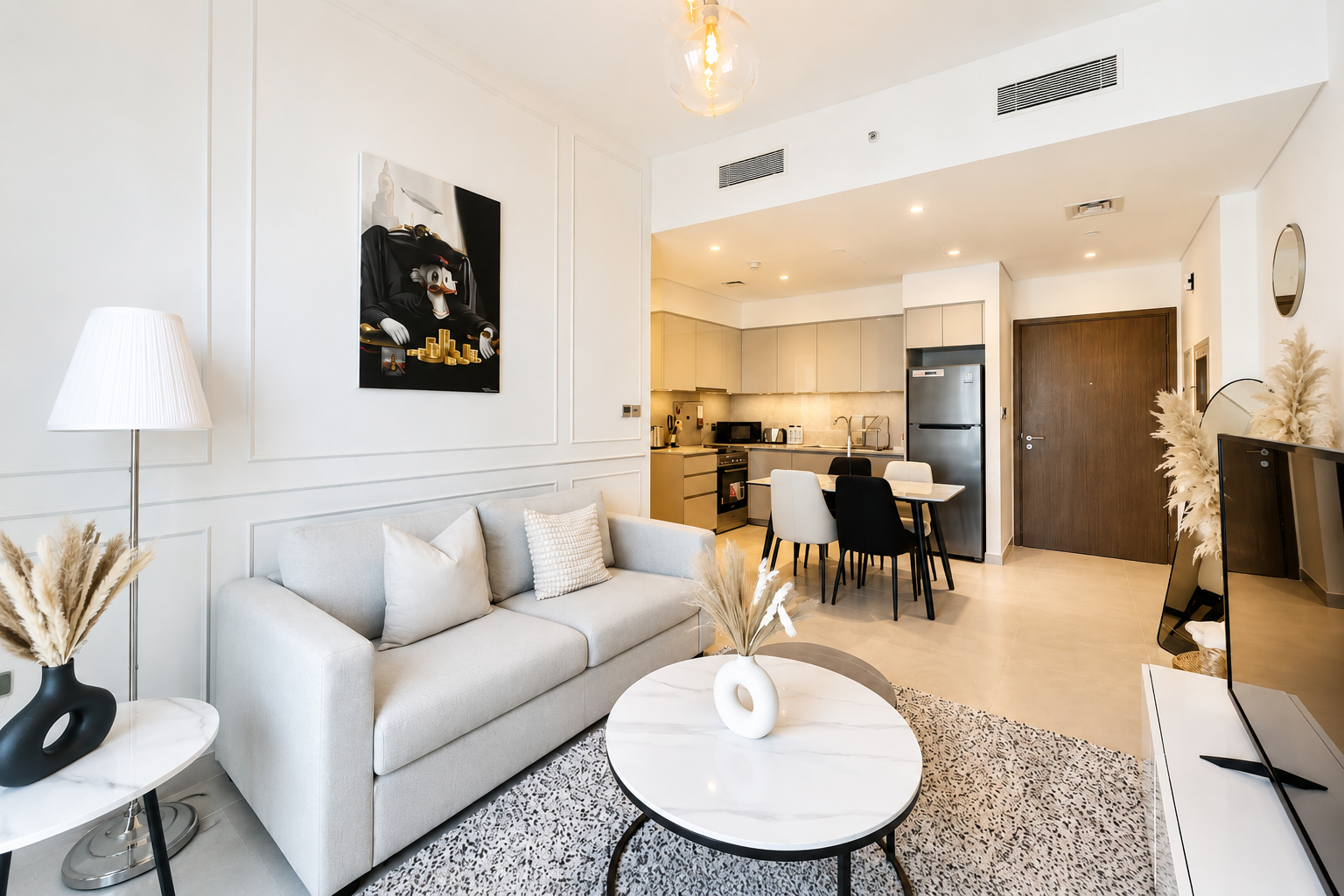 Luxurious | Upgraded | Furnished | Bright